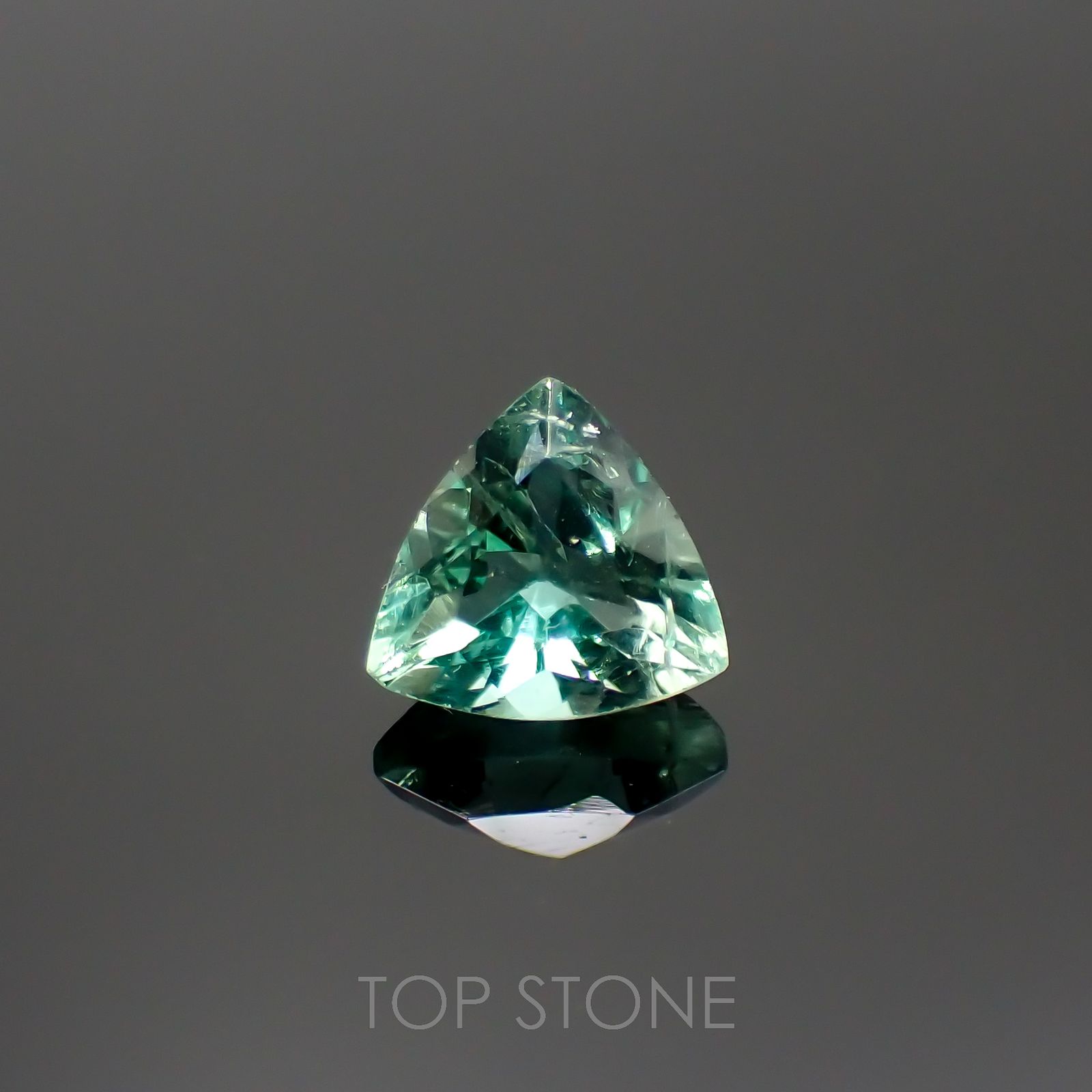 フローライト フルオレッセンス イギリス・ロジャリー鉱山産 1.16ct[220716924]6.5x6.7mm前後