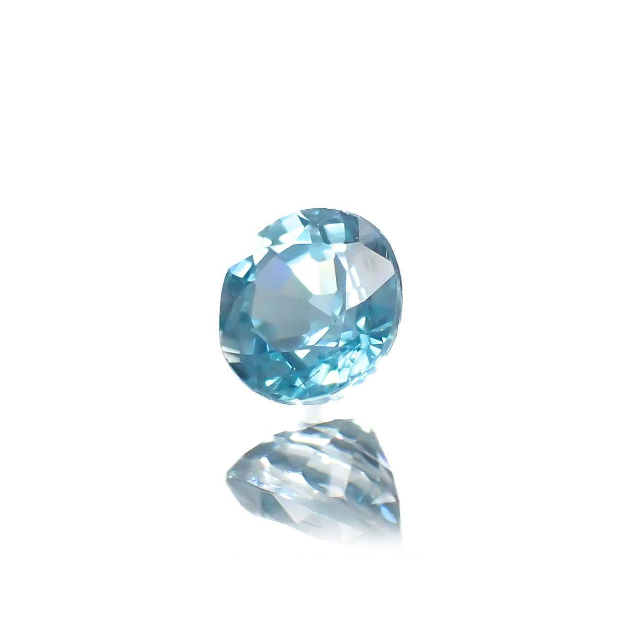 ブルージルコン(宝石名ブルー・ジルコン)カンボジア産 0.62ct 識別済[250716831]4.5x4.5mm前後