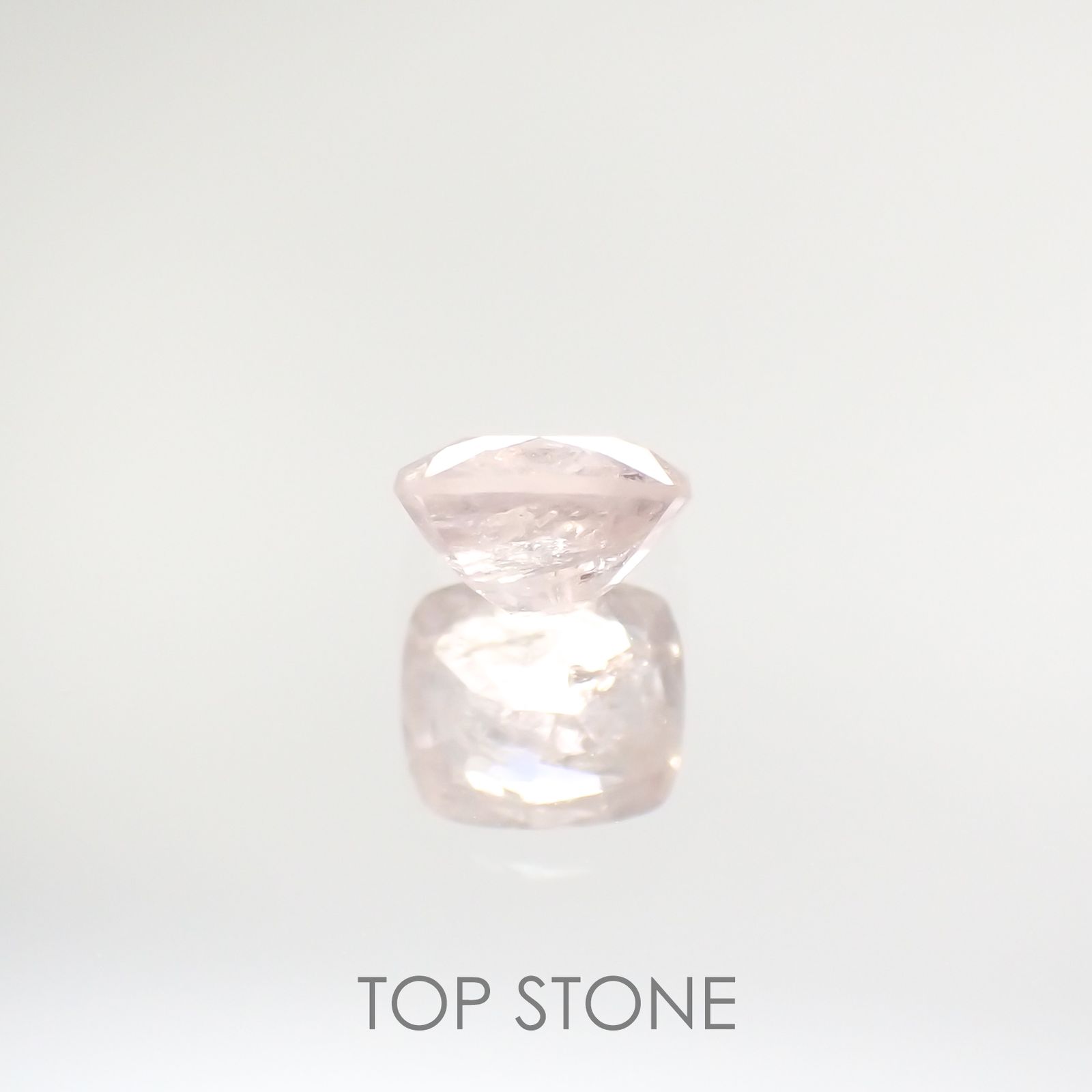 ピンクターフェアイト(ピンク・ターフェアイト) スリランカ産 0.425ct ソ付(彩珠)[210812288]4.6×4mm前後