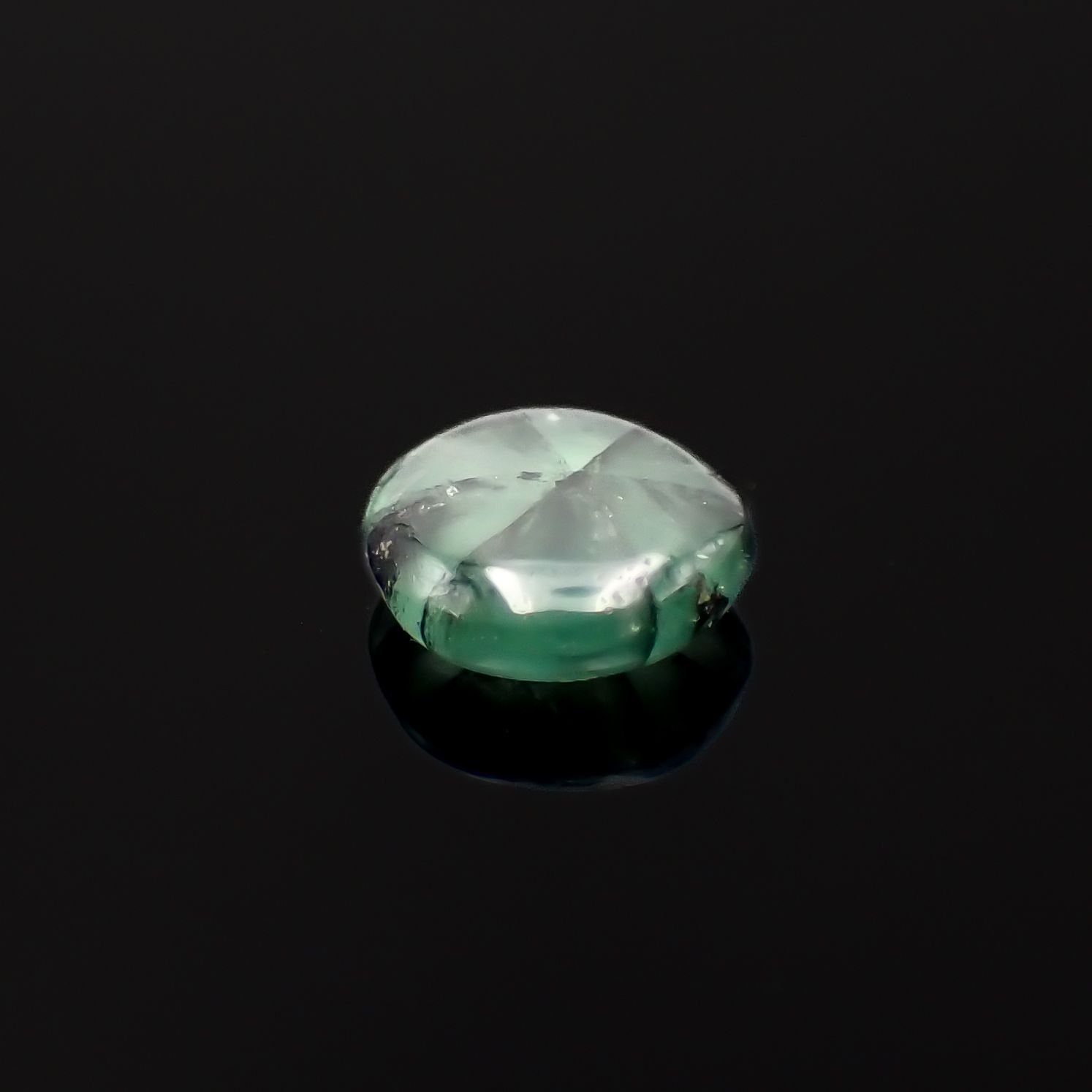 トラピッチェエメラルド コロンビア産 0.40ct[230722969]5.3x5mm前後