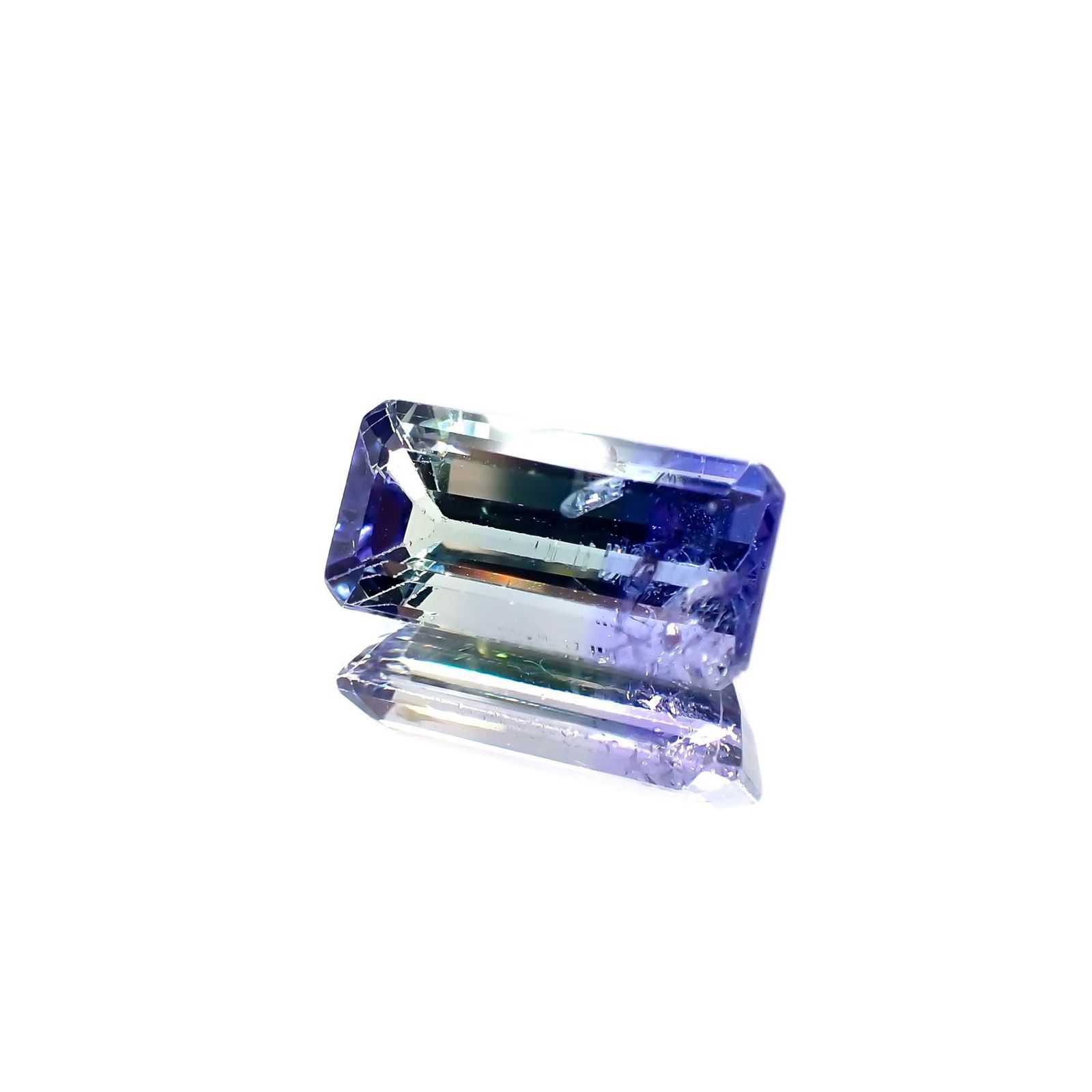 バイカラータンザナイト(宝石名バイカラー・ゾイサイト) タンザニア産 ソ付(彩珠) 3.082ct / 12x5.9mm前後 [210410782]