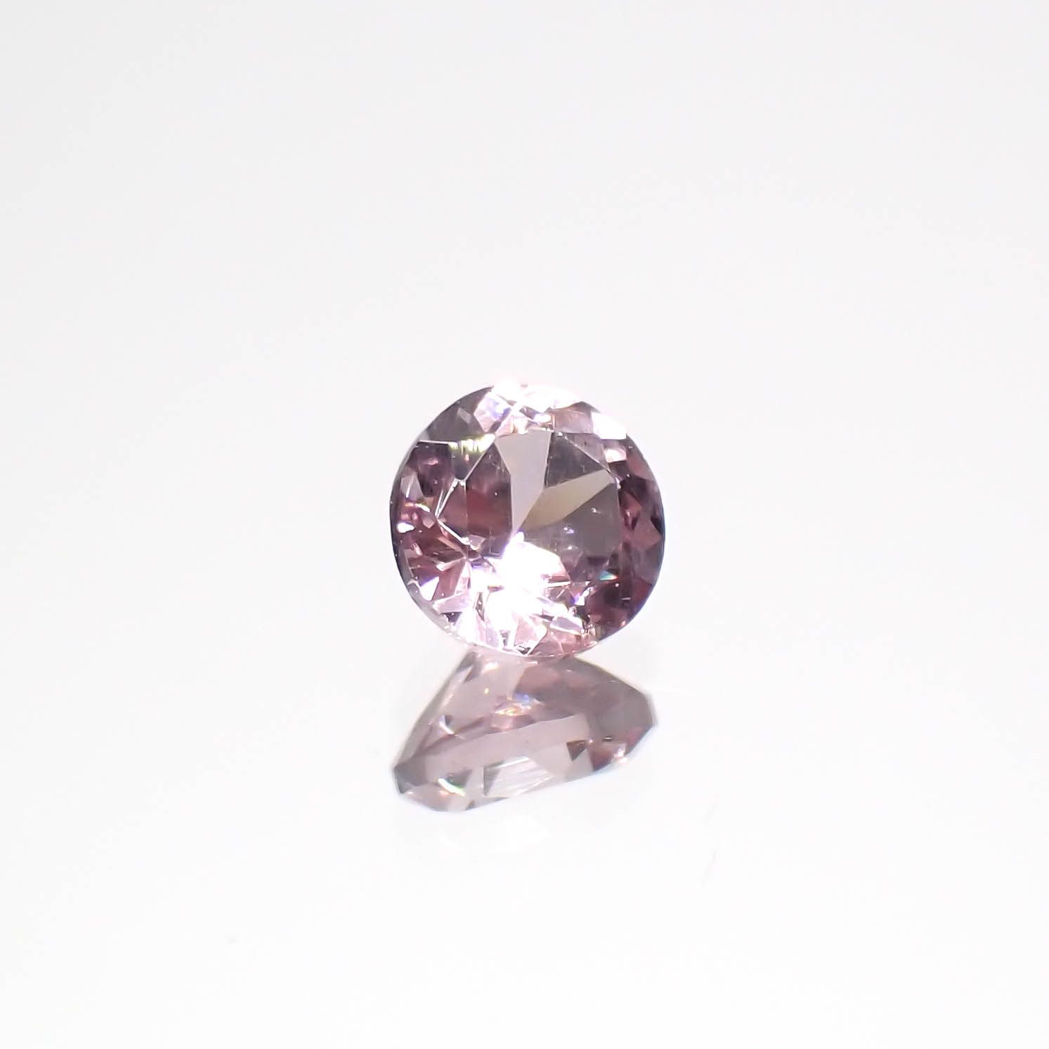 ドラゴンガーネット タンザニア産 0.32ct[230722962]4x4mm前後