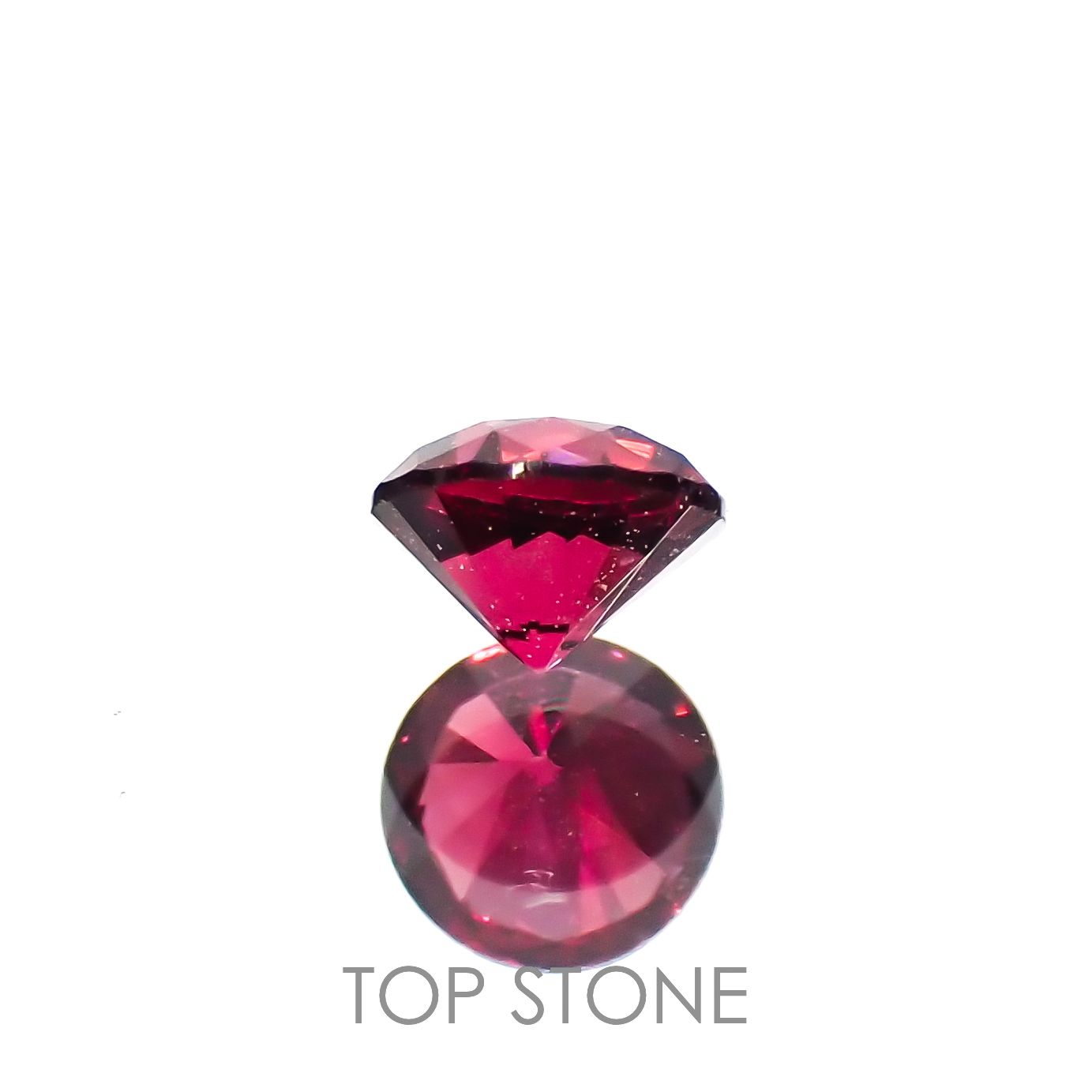 レッドスピネル ビルマ/マダガスカル産 0.18ct[230220556]3.4x3.4mm前後
