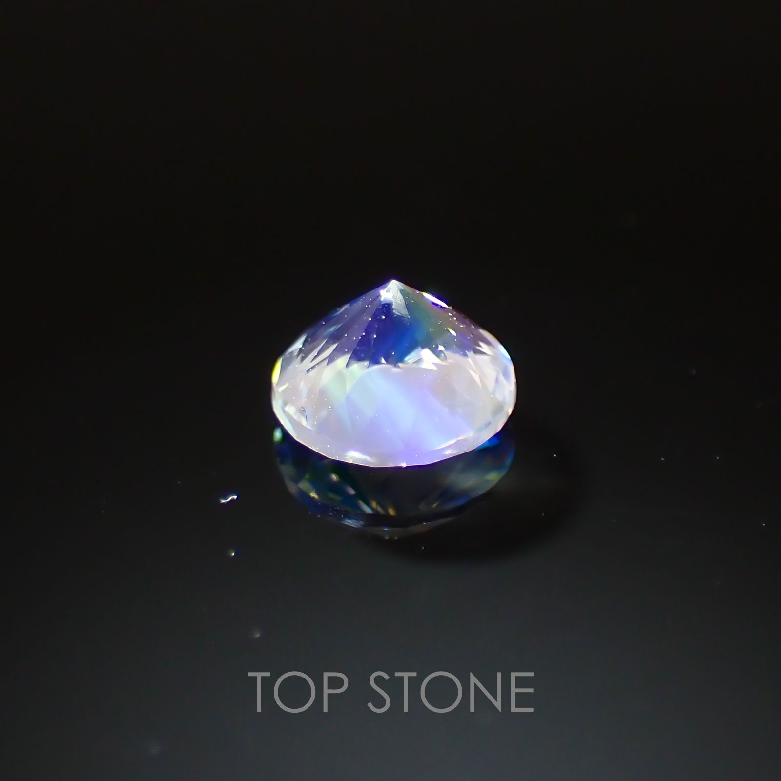レインボームーンストーン(アンデシンラブラドライト) マダガスカル産 ルース 0.3ct[210310115]4.6×4.6mm前後