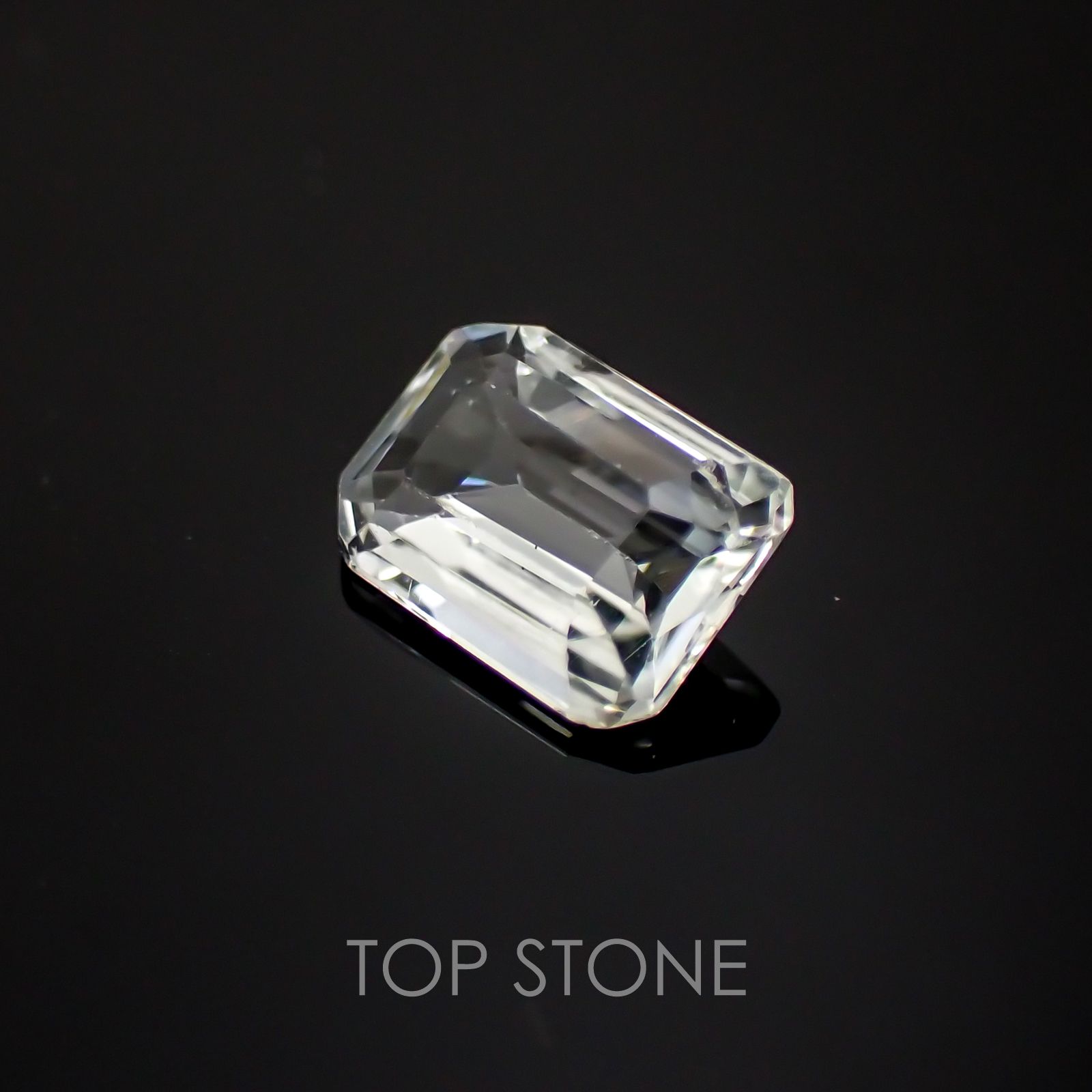 ライムスポジュミン(宝石名スポジュミン) アフガニスタン産 1.11ct 識別済[20128824]7.7×5.5mm前後