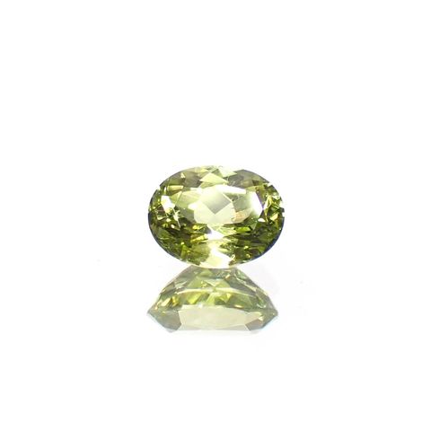 パラサイティックペリドット 採取地：インドネシア・ジェパラ 0.29ct [250730745]4.5x3.5mm前後