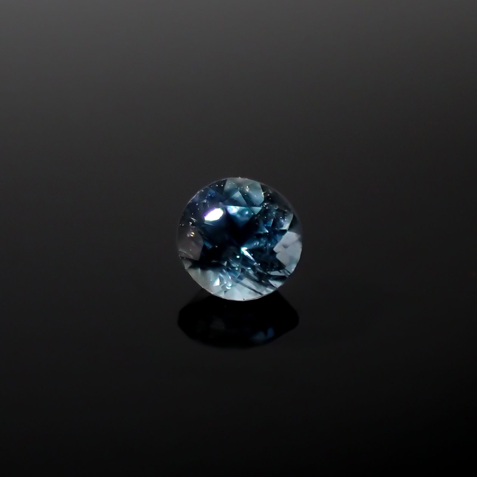 サンタマリアアクアマリン ブラジル産 0.12ct[240225984]3x3mm前後