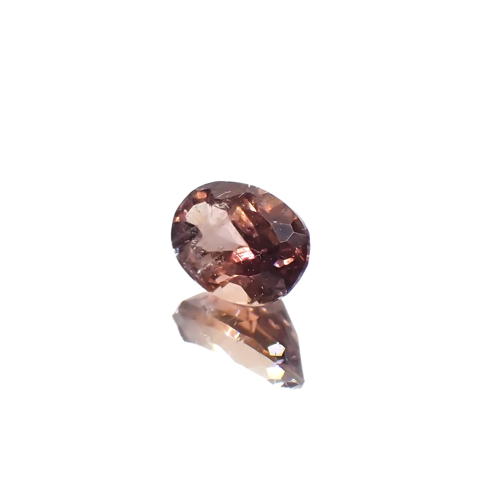 アキシナイト パキスタン産 0.51ct[240628369]5.6x4mm前後