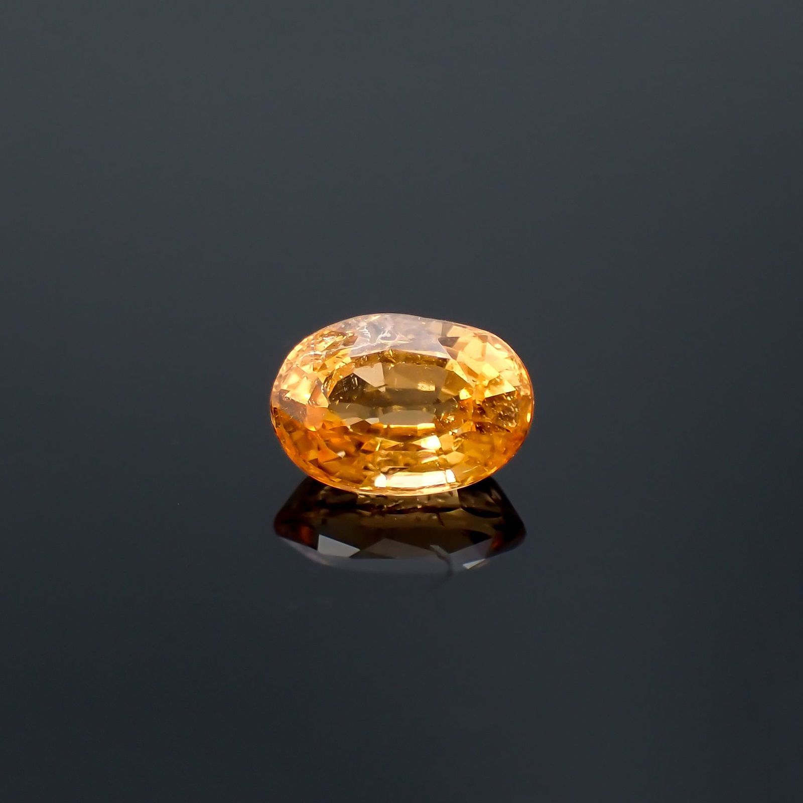 スペサルティンガーネット マンダリンオレンジカラー(宝石名ガーネット)ナイジェリア産 1.17ct 識別済[230923390]6.9x4.8mm前後