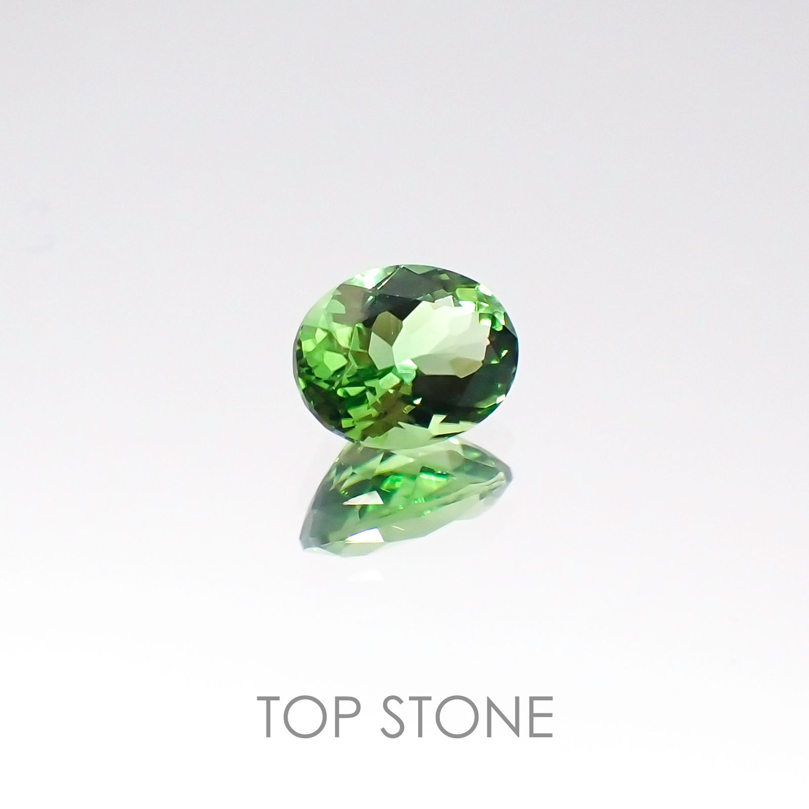 クロムトルマリン タンザニア産 ルース 0.36ct[20096218]5.2×4mm前後