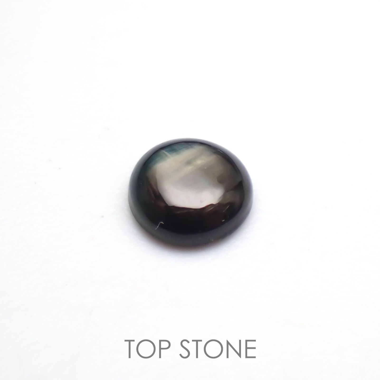 ゴールドシーンスターサファイア(宝石名シーン・スター・サファイア) ケニア産 0.62ct 識別済[20042231]5×5mm前後