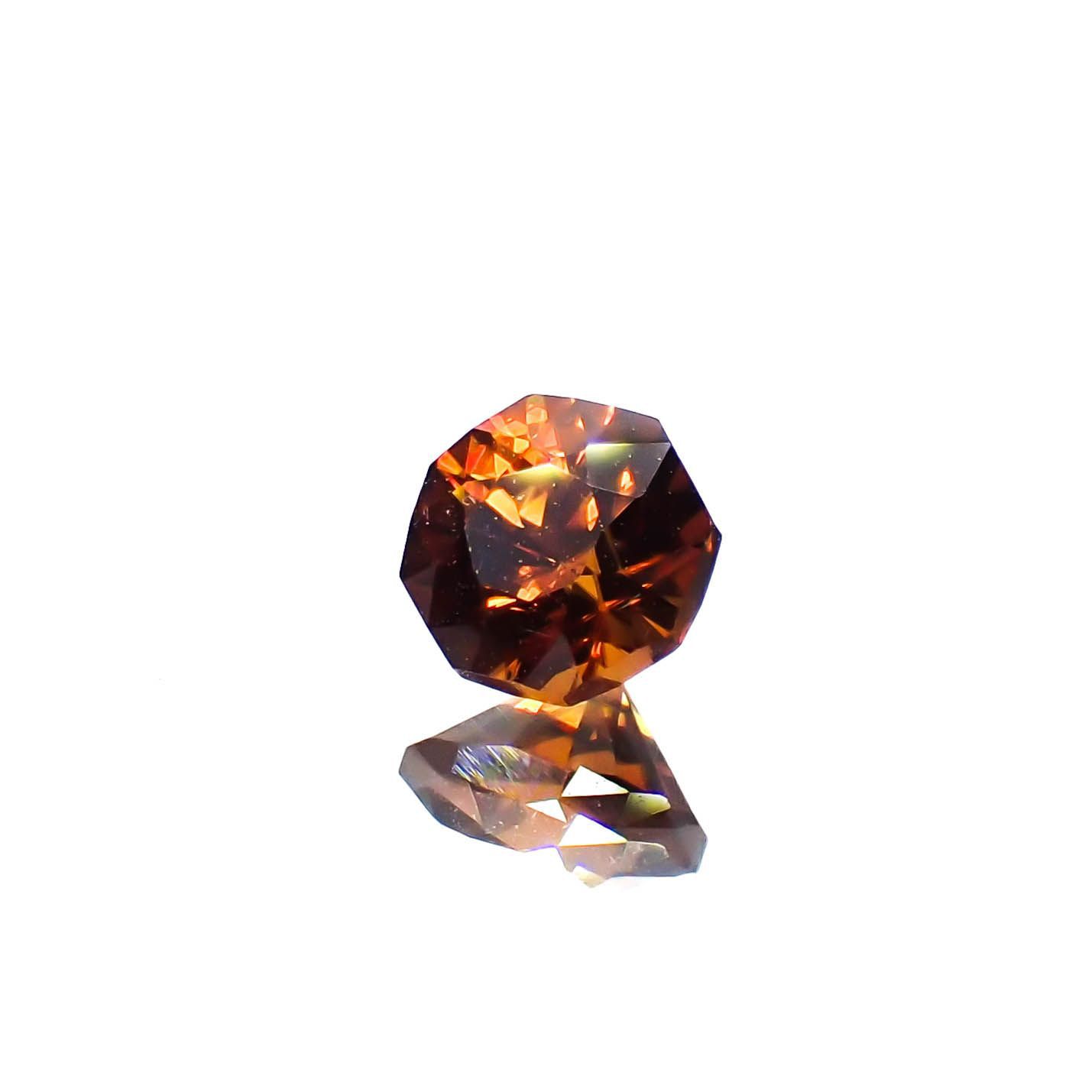 ◇オクタゴンカット◇オレンジジルコン(宝石名ジルコン)スリランカ/カンボジア産 0.87ct 識別済[230320999]4.9x4.8mm前後