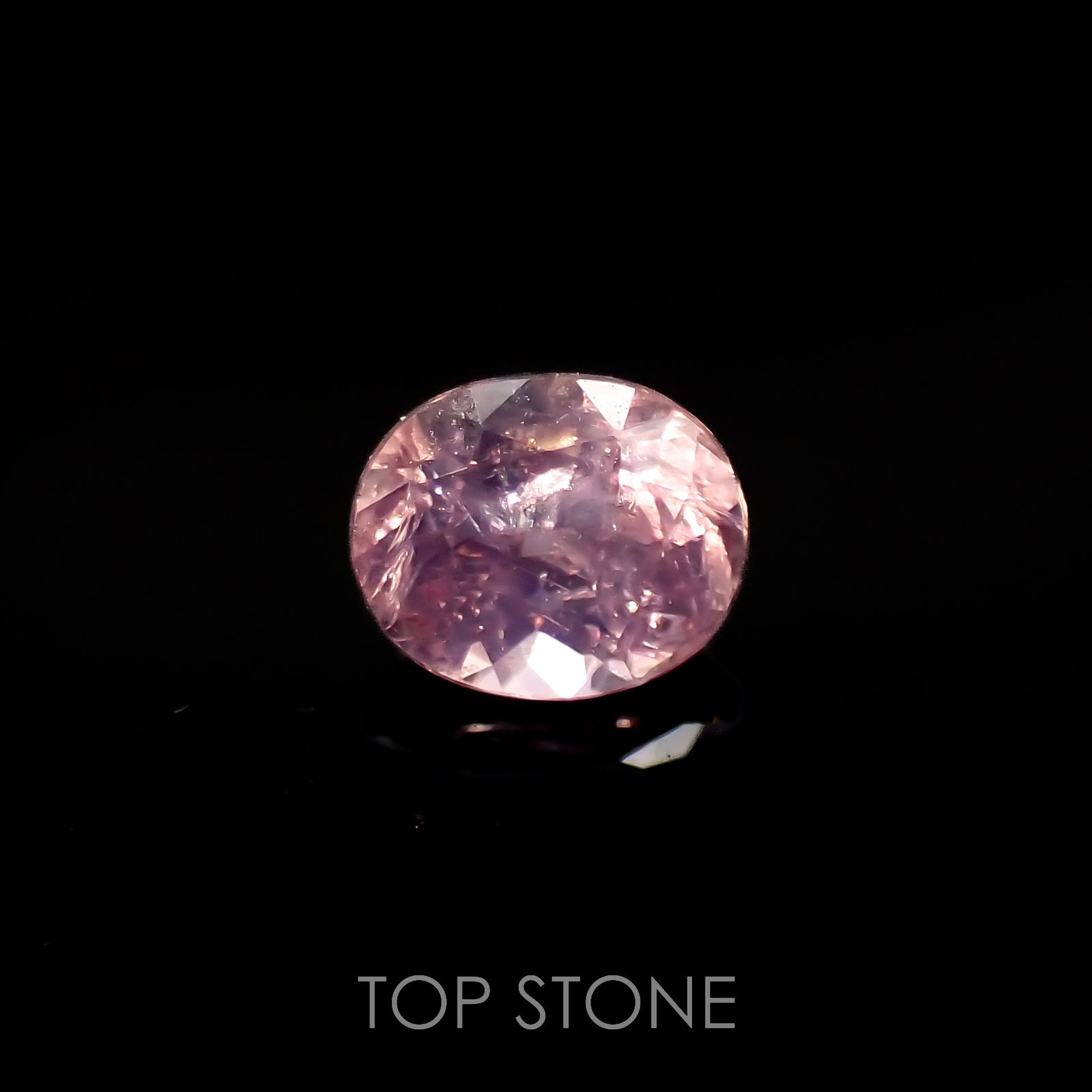 ピンクサファイア(宝石名サファイア)タンザニア・ウィンザー産 0.26ct 識別済[220817399]4.1x3.3mm前後
