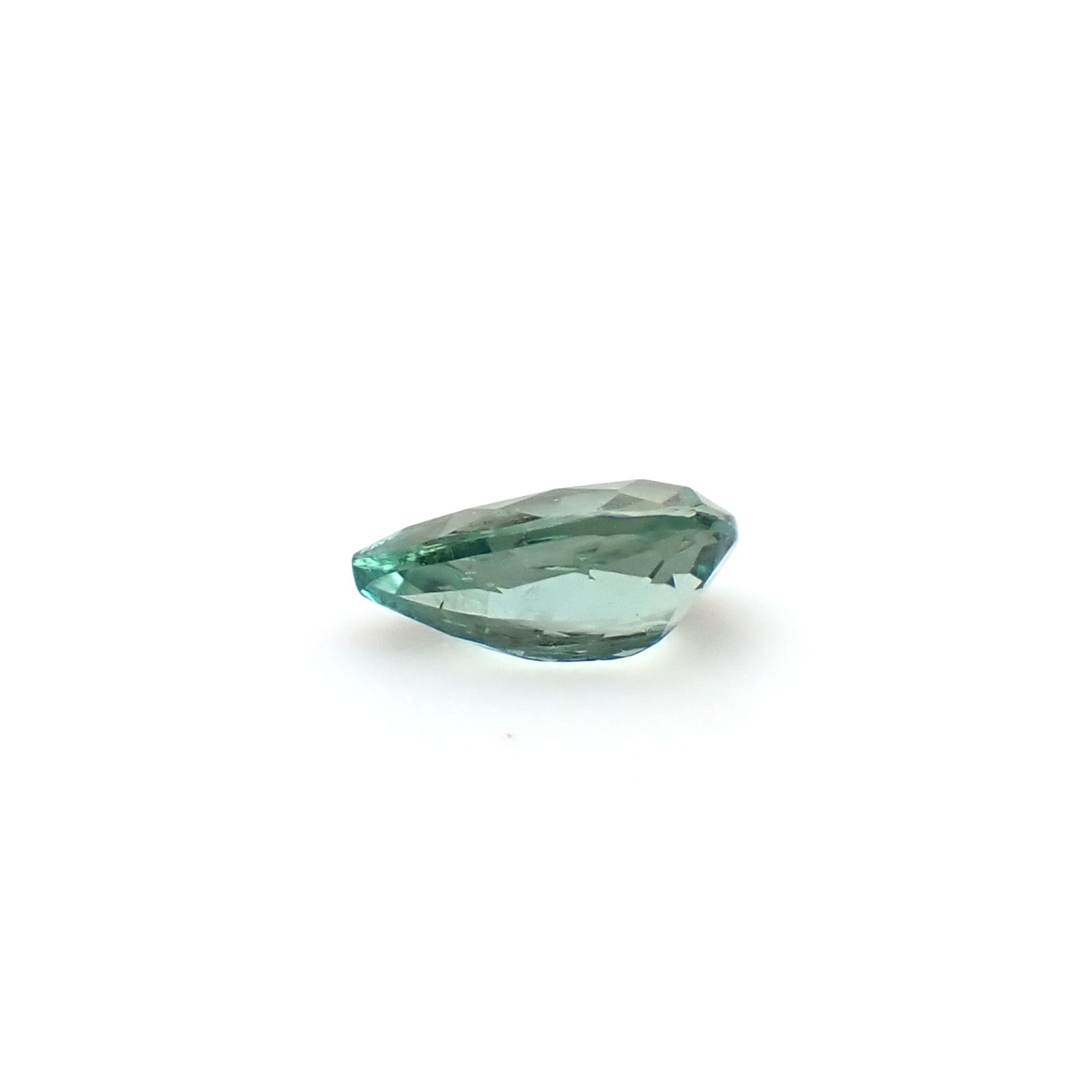 グリーンゾイサイト(宝石名グリーン・ゾイサイト)タンザニア産 識別済 0.26ct / 5.2x3.3mm前後 [260932857]