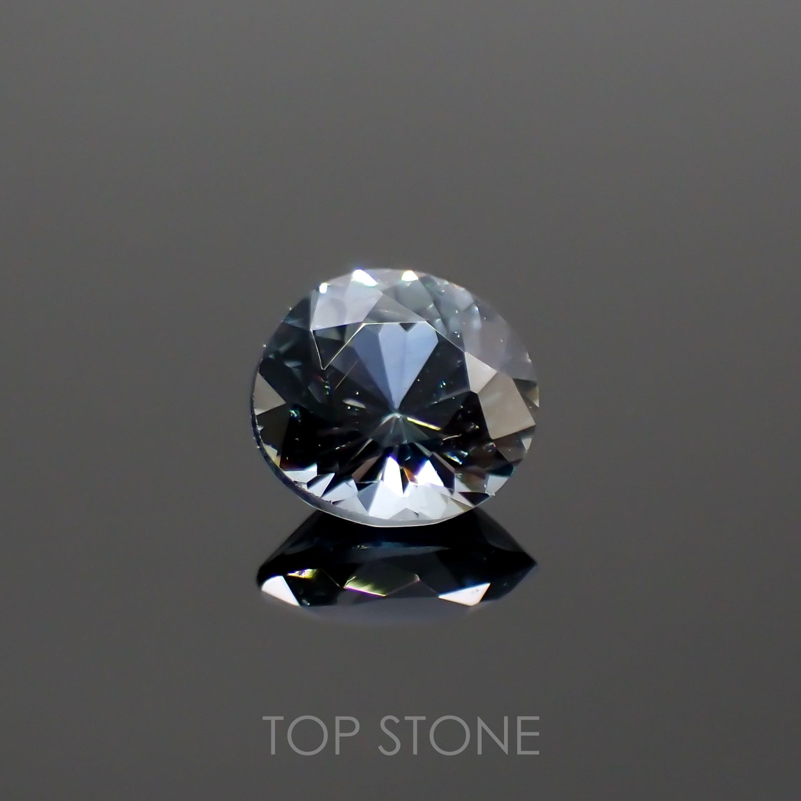 グレイッシュブルースピネル(宝石名スピネル) ビルマ産 0.43ct 識別済[210913467]4.9×4.8mm前後
