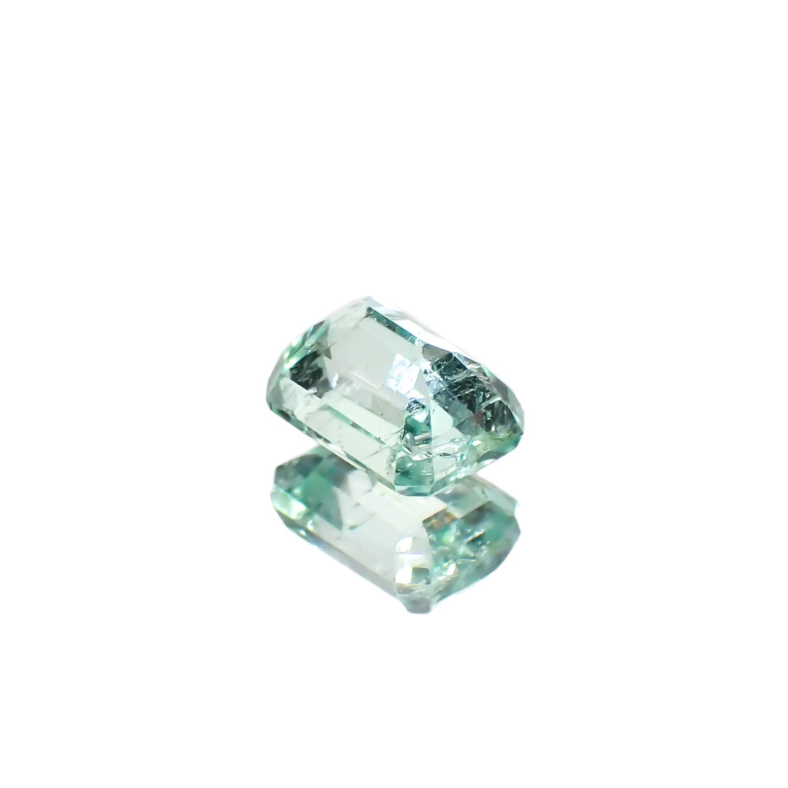 パステルカラーエメラルド コロンビア産 1.12ct[240225963]6.8x4.9mm前後