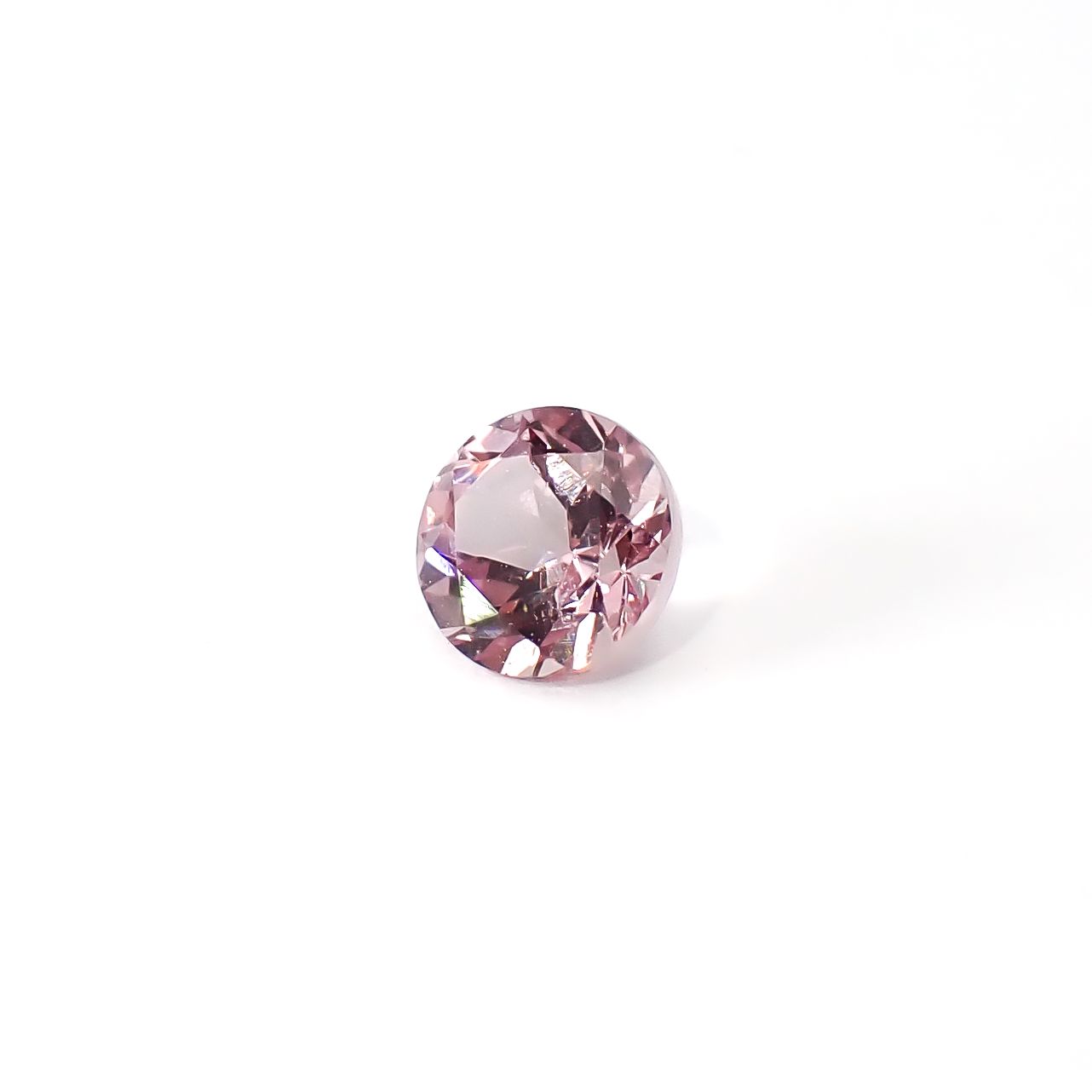 ドラゴンガーネット タンザニア産 0.71ct / 5.1x5.1mm前後 [260532238]