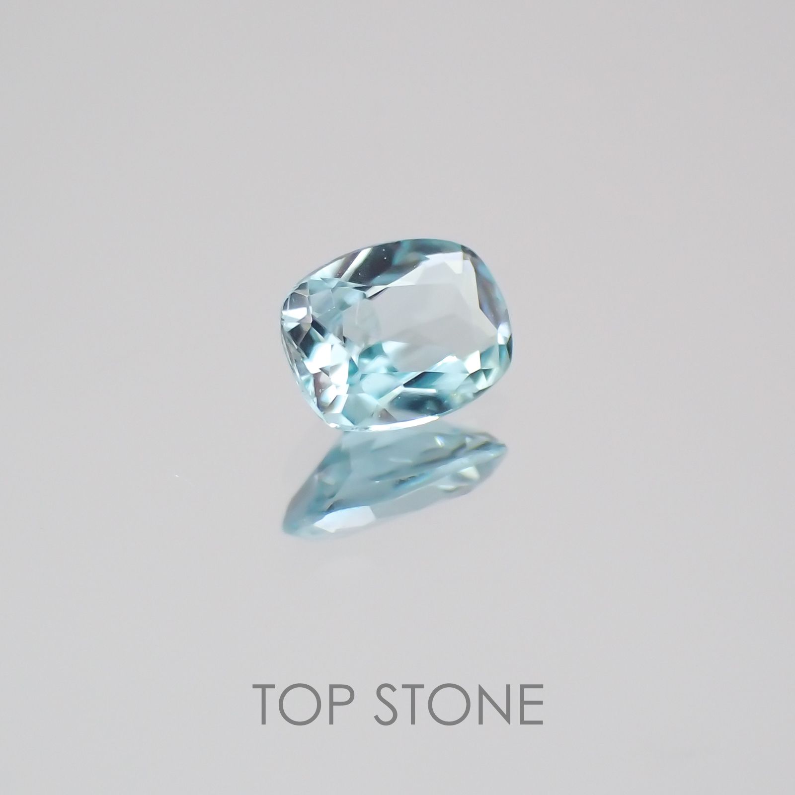 グランディディエライト マダガスカル産 ルース 0.17ct[21069852]4.1×3.1mm前後