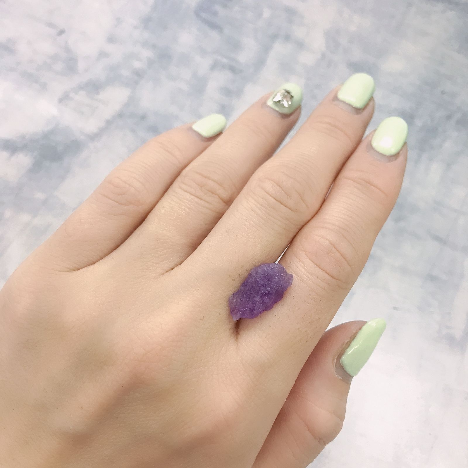 ハックマナイト原石 アフガニスタン産 3.96ct[220115529]16.5x8.6mm前後