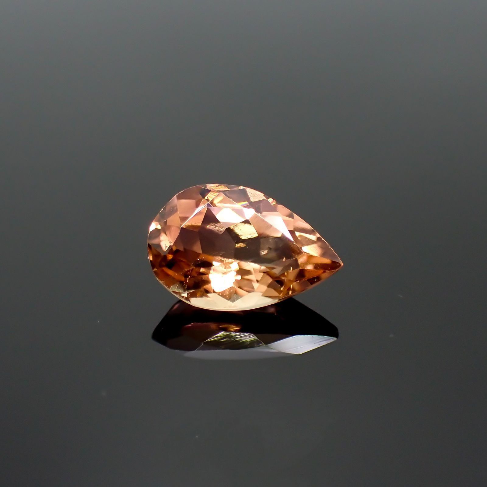 バイカラートルマリン(宝石名トルマリン)コンゴ産 1.25ct 識別済[220115002]9x6mm前後