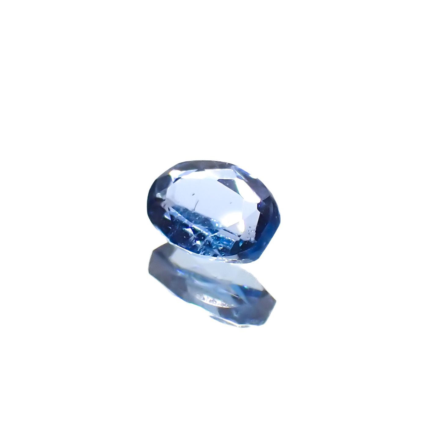 タトゥーアクアマリン ブラジル・ミナスジェライス州タトゥー鉱山産 0.14ct[240427168]4.1x2.9mm前後
