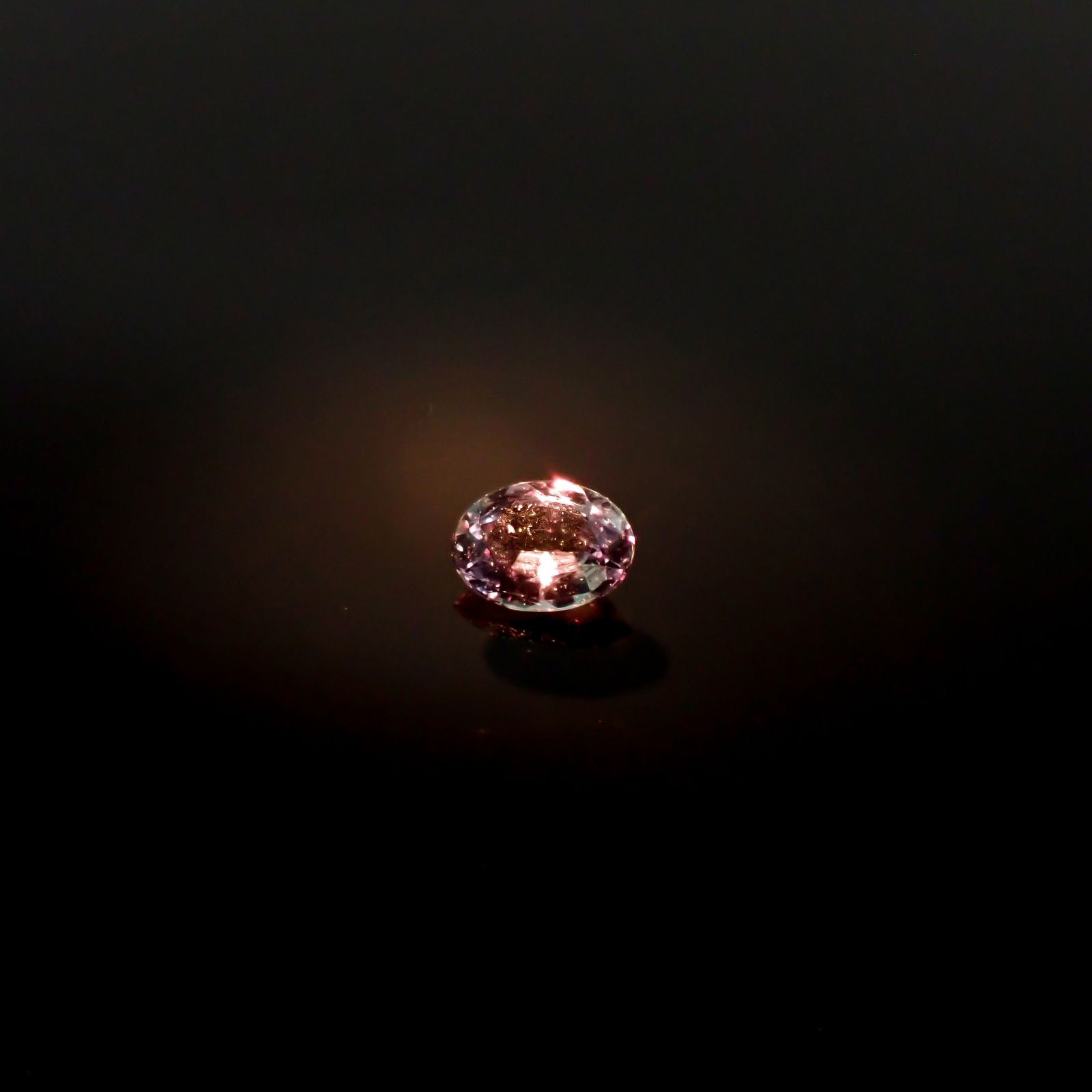 アレキサンドライト ブラジル産/EmeraldMains社製 0.10ct[240527585]3.4x2.5mm前後