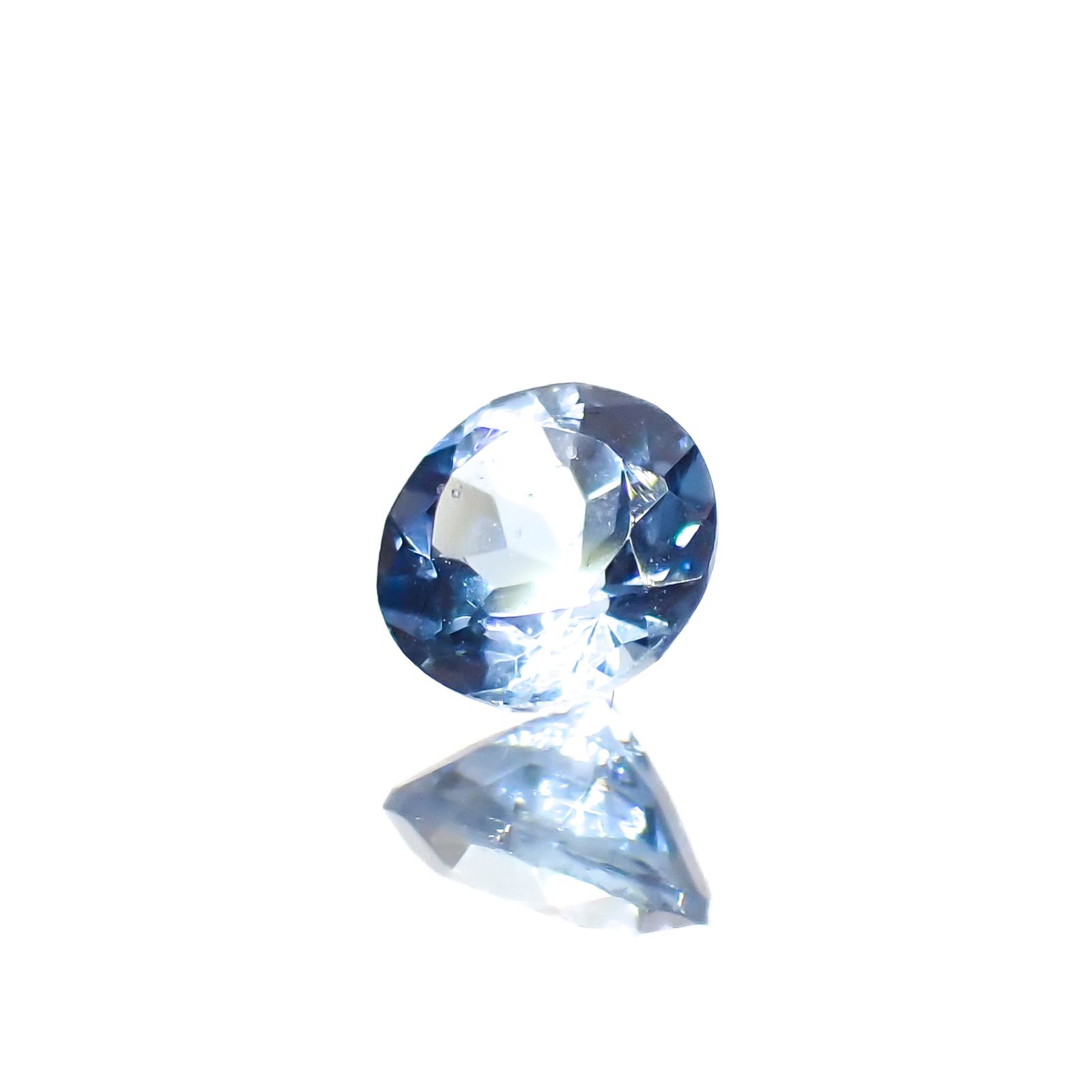 サンタマリアアクアマリン(宝石名アクアマリン)ブラジル産 0.16ct 識別済[230923515]3.5x3.5mm前後