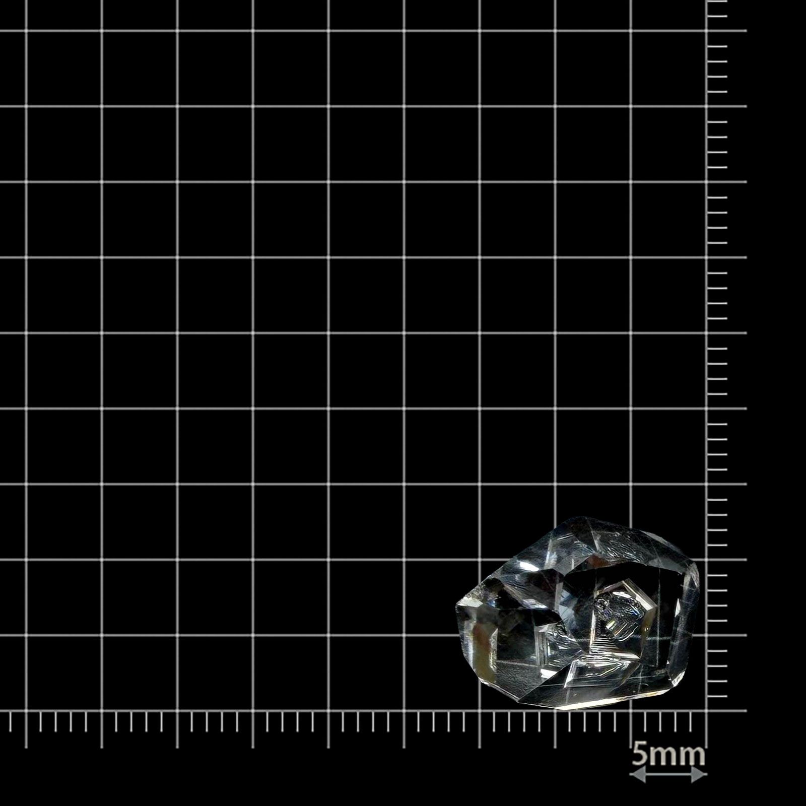 ハーキマーダイヤモンド 原石 アメリカ・ニューヨーク州産 13.56ct / 17.5x13.8mm前後 [260231776]