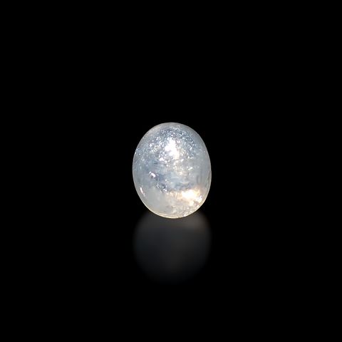 ジルコンキャッツアイ ビルマ産 0.73ct / 5.4x4.3mm前後 [260832880]