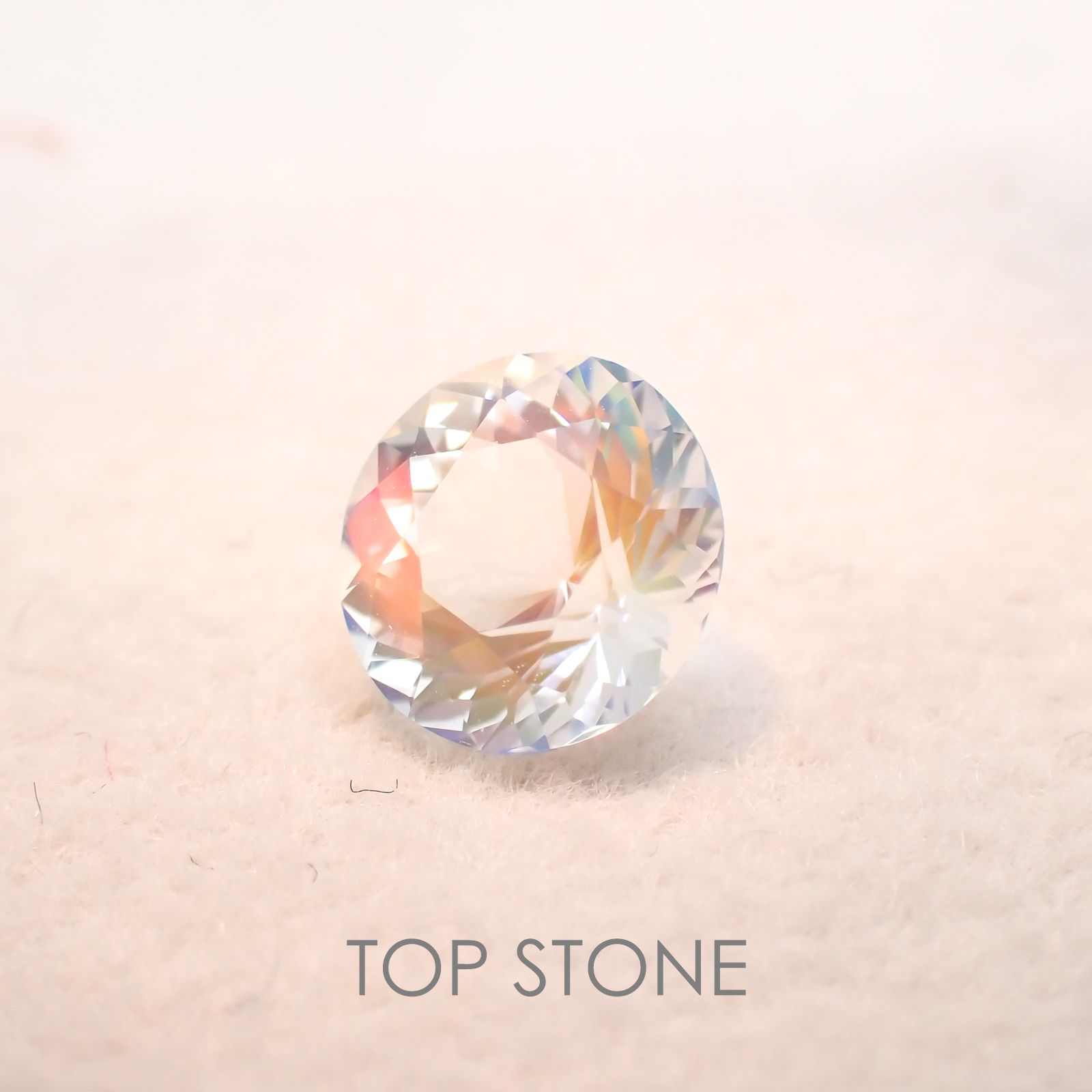 レインボームーンストーン(アンデシンラブラドライト) マダガスカル産 ルース 0.77ct[210310256]6×6mm前後