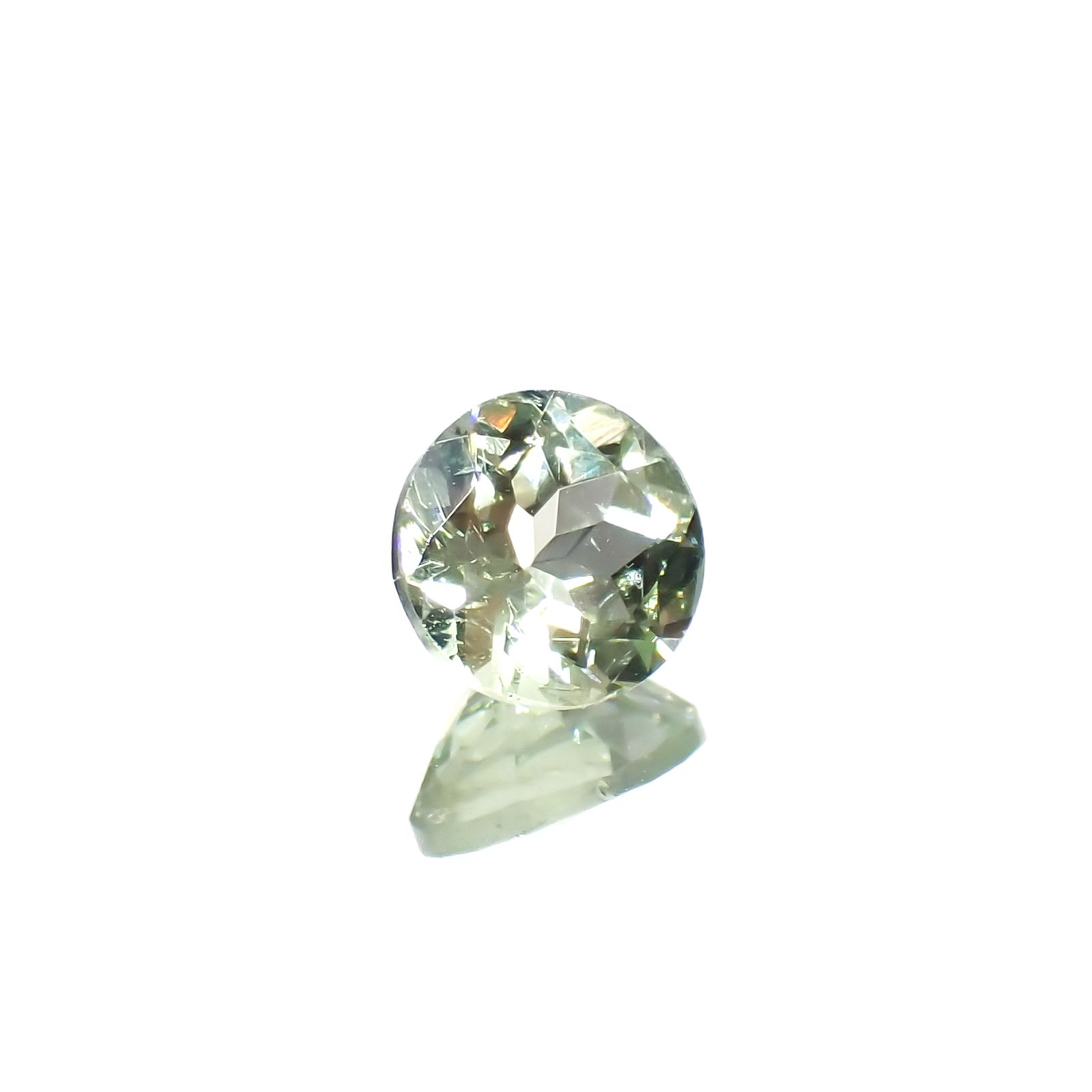 ミントガーネット タンザニア産 0.59ct[231023722]5.2x5.2mm前後