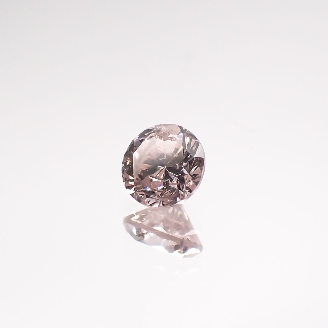 ピンクダイヤモンド(宝石名ダイヤモンド) I-1 / LIGHT ORANGY PINK 0.097ct ソ付(CGL)[210711779]2.8×2.8mm前後