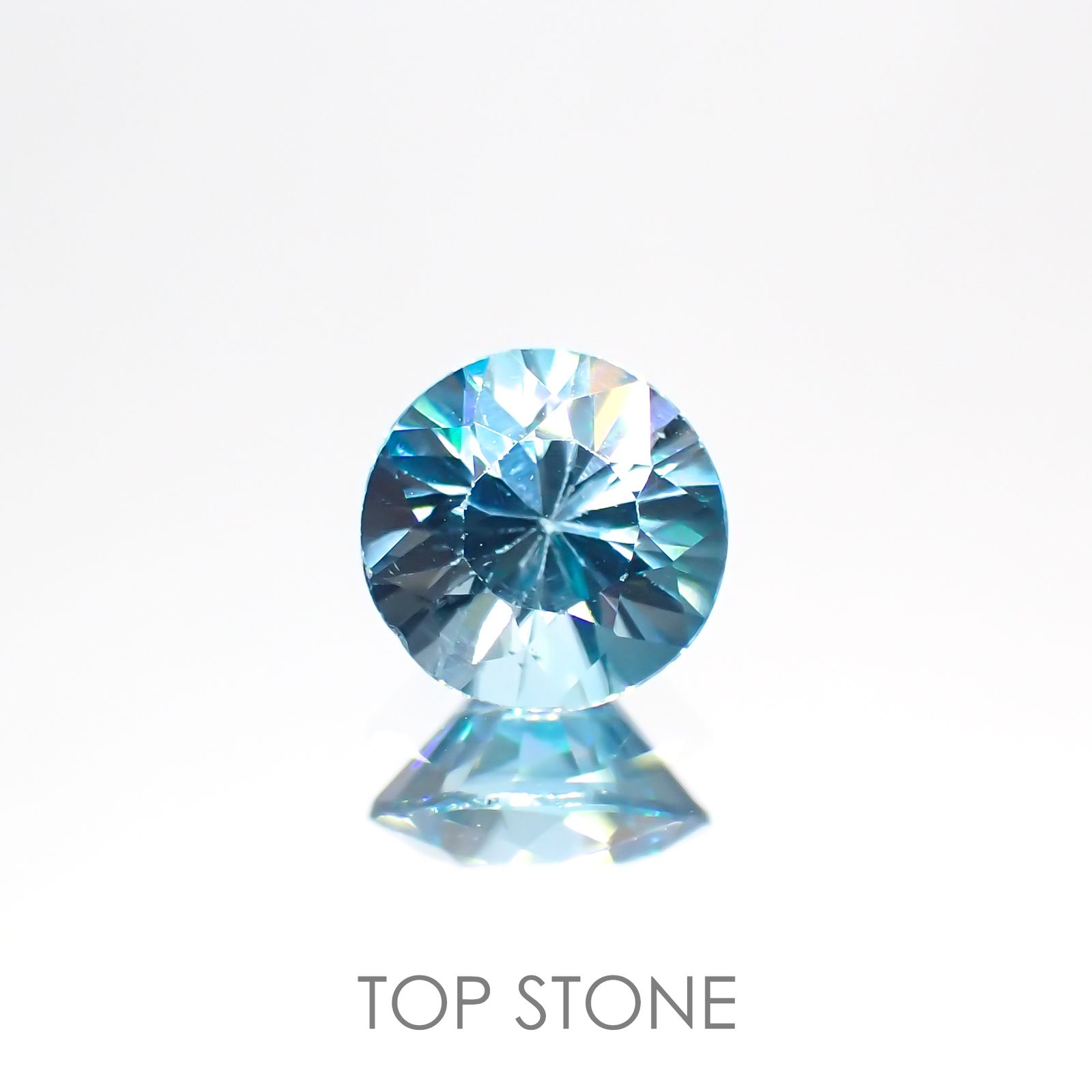 ブルージルコン(宝石名ジルコン) カンボジア産 1.03ct 識別済 新作早割 天然ブルージルコン0.824【カンボジア】★スカイブルー★ソ付 各種パーツ