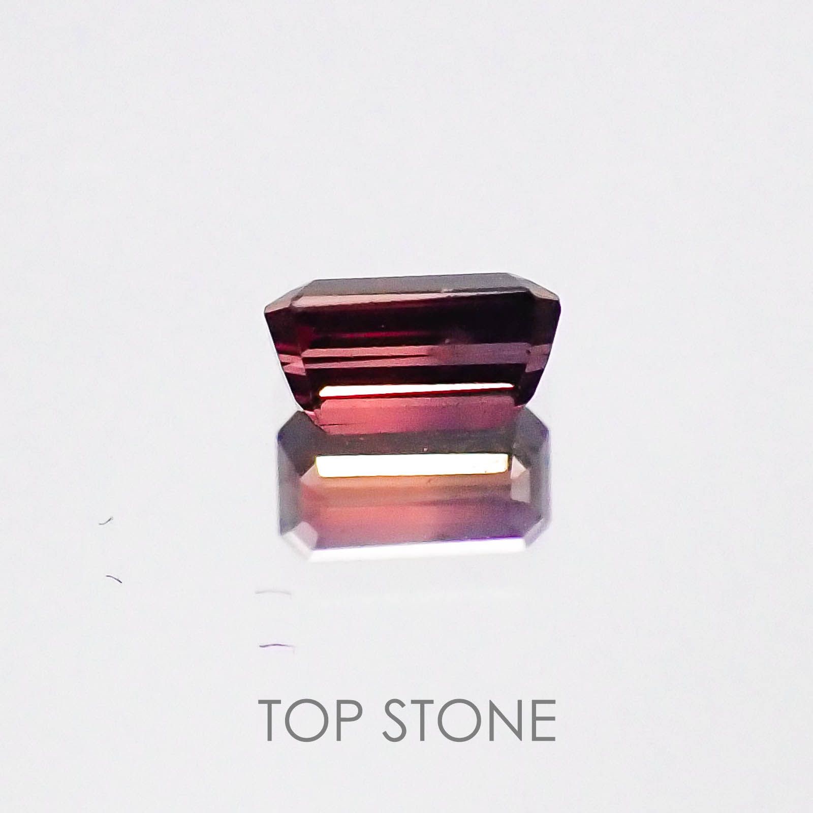 バイカラーサファイア(宝石名バイカラー・サファイア) タンザニア産 0.32ct 識別済[20074077]4.6×2.6mm前後