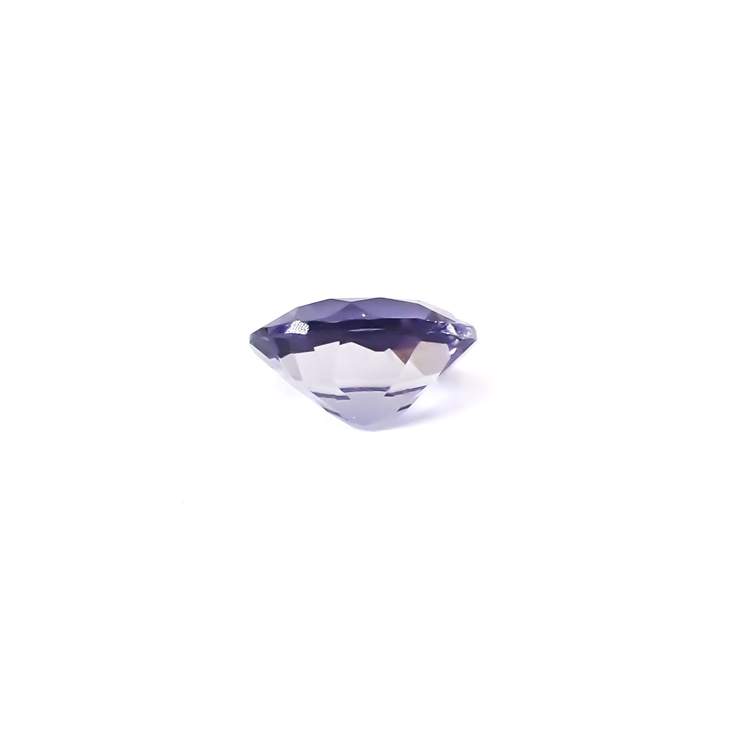 アイオライト タンザニア産 1.61ct / 9.1x7.1mm前後 [260231743]