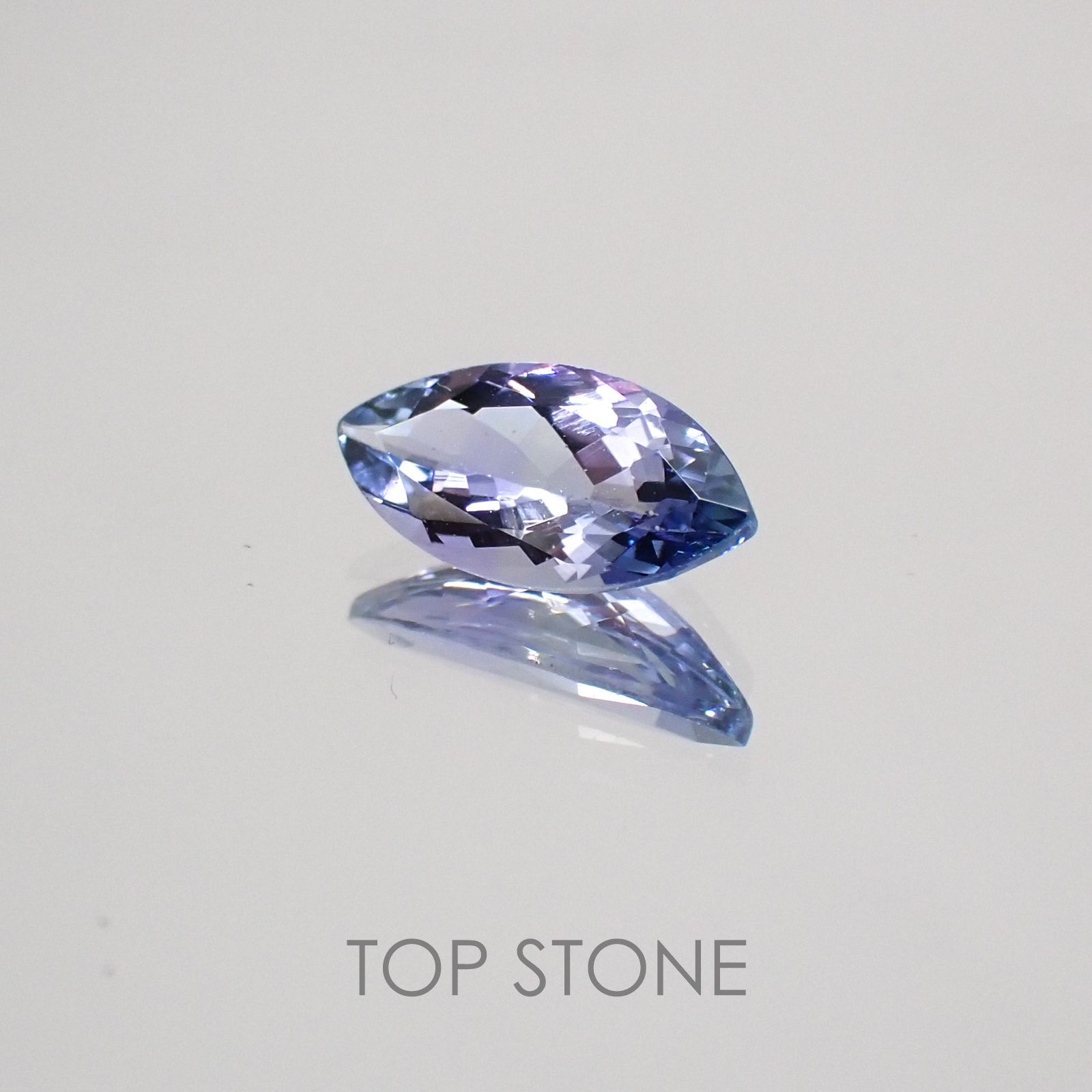 バイカラータンザナイト(宝石名バイカラー・ゾイサイト) タンザニア産 0.73ct 識別済[210410573]9.1×4.6mm前後