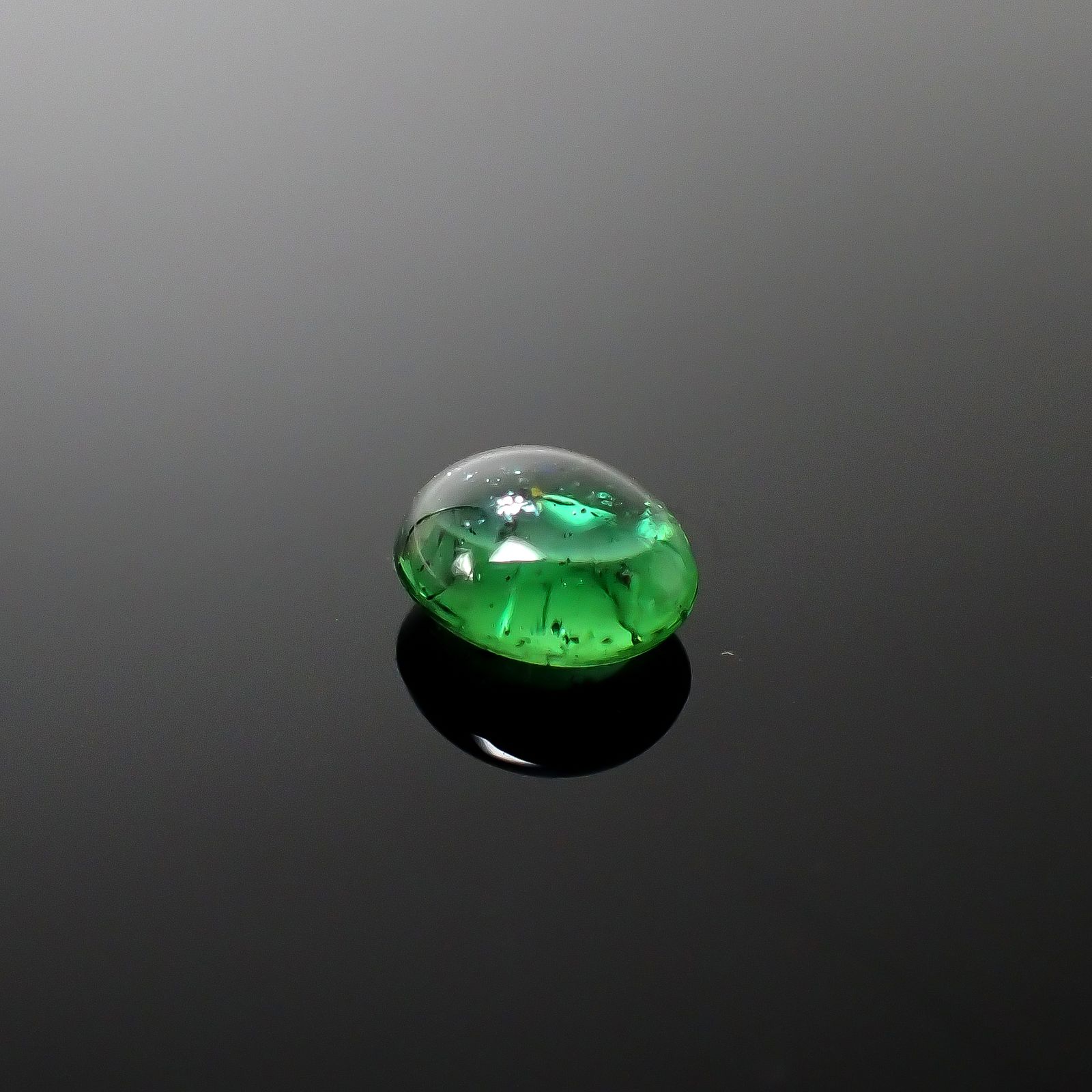 クロムトルマリン タンザニア産 0.86ct[240527775]6.3x5.4mm前後