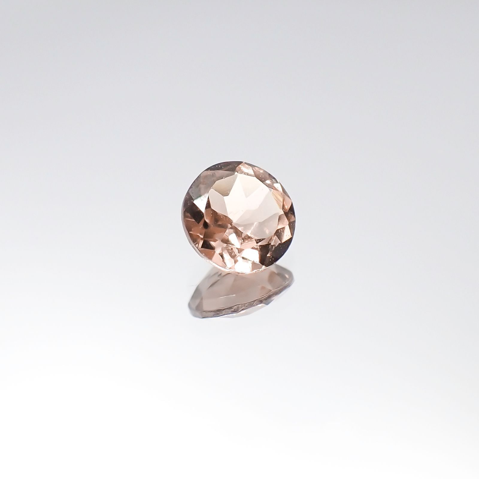 カラーチェンジマラヤガーネット(宝石名ガーネット)タンザニア・マヘンゲ産 0.54ct 識別済[230823060]5x5mm前後