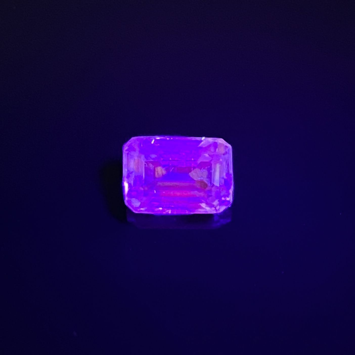 シーフォームカイヤナイト(宝石名カイヤナイト)タンザニア産 1.41ct 識別済[220616280]7.2x5.1mm前後