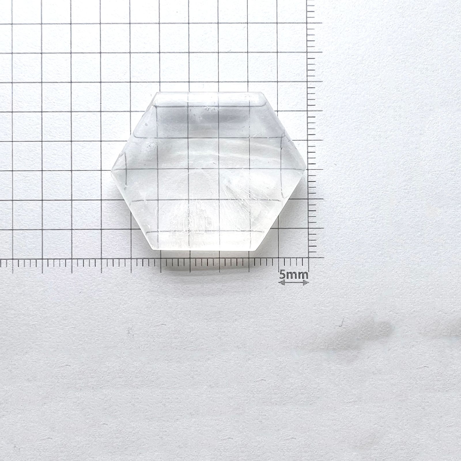 トラピッチェクォーツ 偏光板2枚付き コロンビア・ボヤカ産 35.80ct[230823253]28.8x26.2mm前後