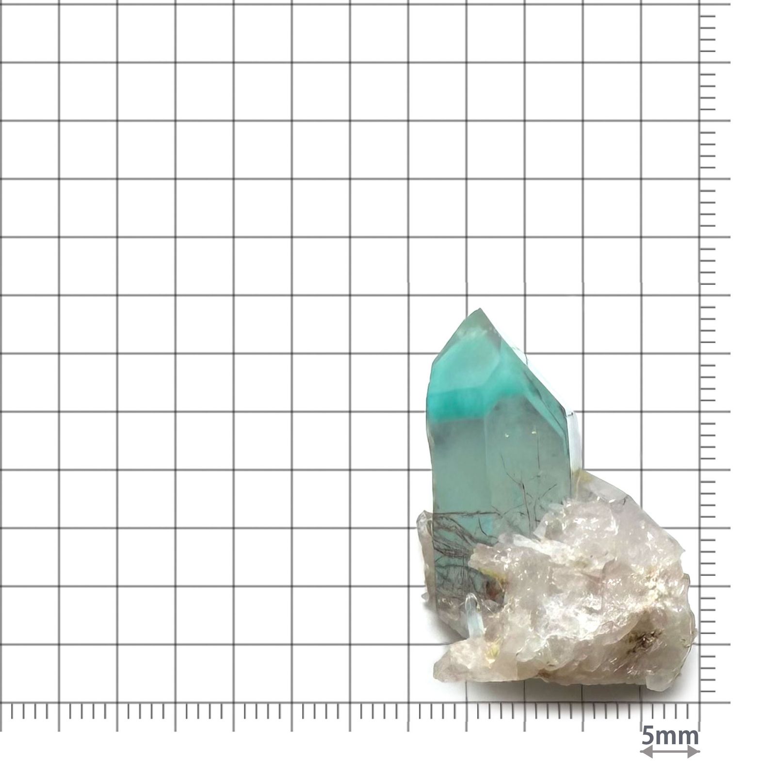 アホイトインクォーツ原石 南アフリカ・メッシーナ鉱山産 アクリル台座付き 55.16ct(11.03g) / 28.3x26.4x28.1mm前後 [260532290]