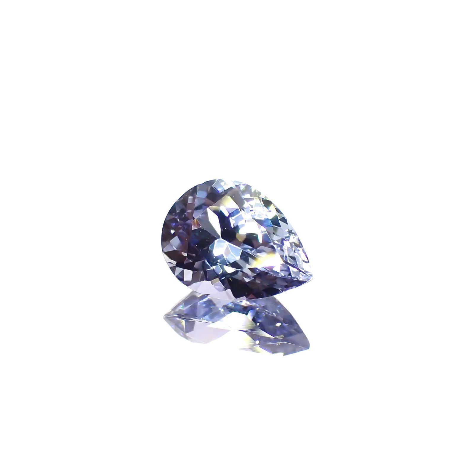 バイカラータンザナイト(宝石名タンザナイト)タンザニア産 0.84ct 識別済[220716998]7.4x5.4mm前後