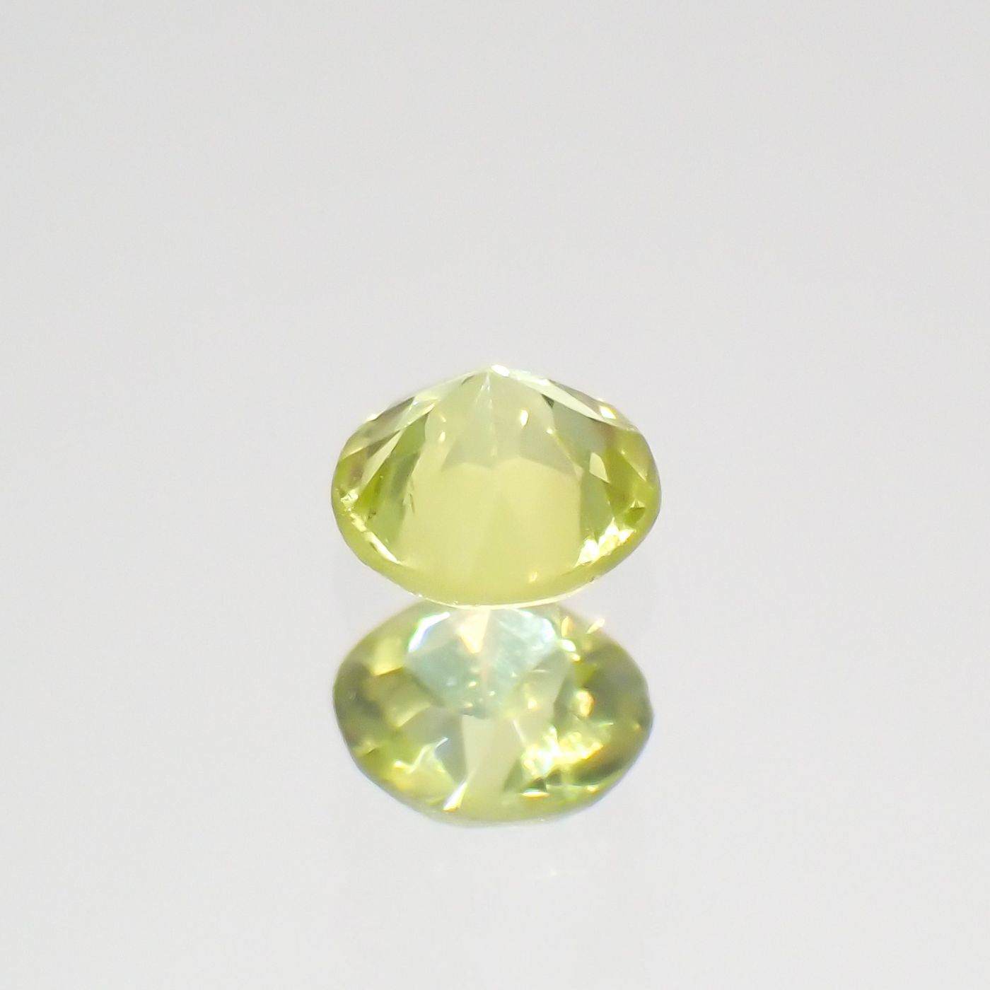 クリソベリル(宝石名クリソベリル)マダガスカル産 0.19ct 識別済[220114498]3.3x3.3mm前後