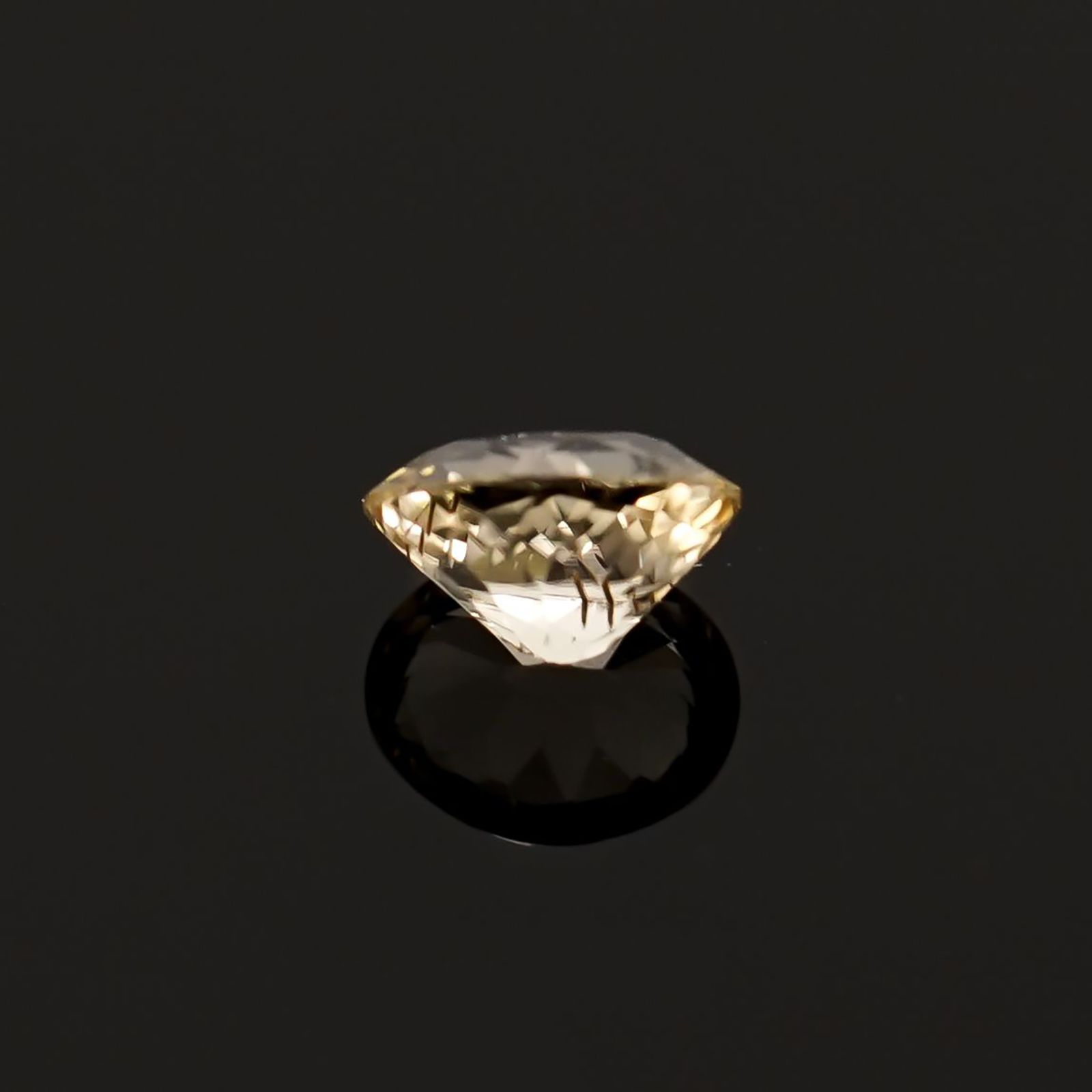 シンハライト スリランカ産 0.44ct[230119780]5x4mm前後