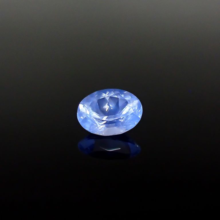 長波365(ライト)の照射で蛍光