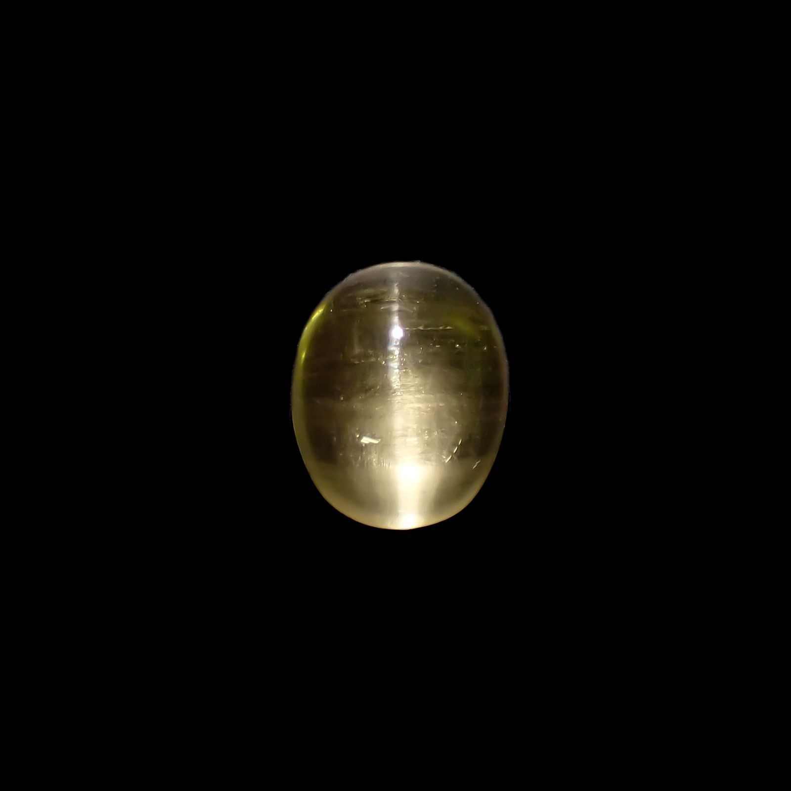 イエローベリルキャッツアイ(宝石名イエロー・ベリル キャッツアイ)ブラジル産 2.42ct 識別済[220917877]9.8x8mm前後