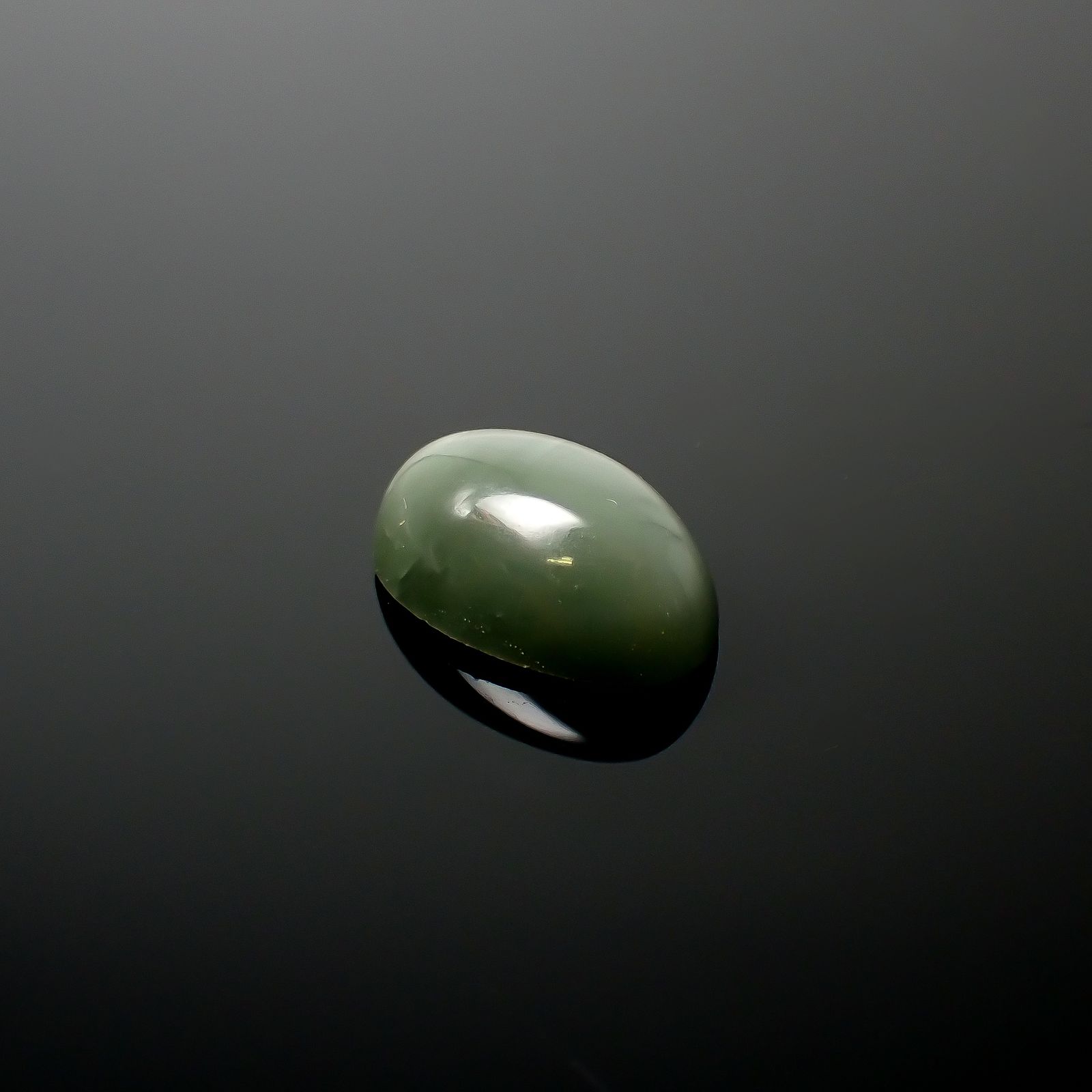 グリーンアパタイトキャッツアイ ブラジル産 9.87ct[240427181]16x10.3mm前後