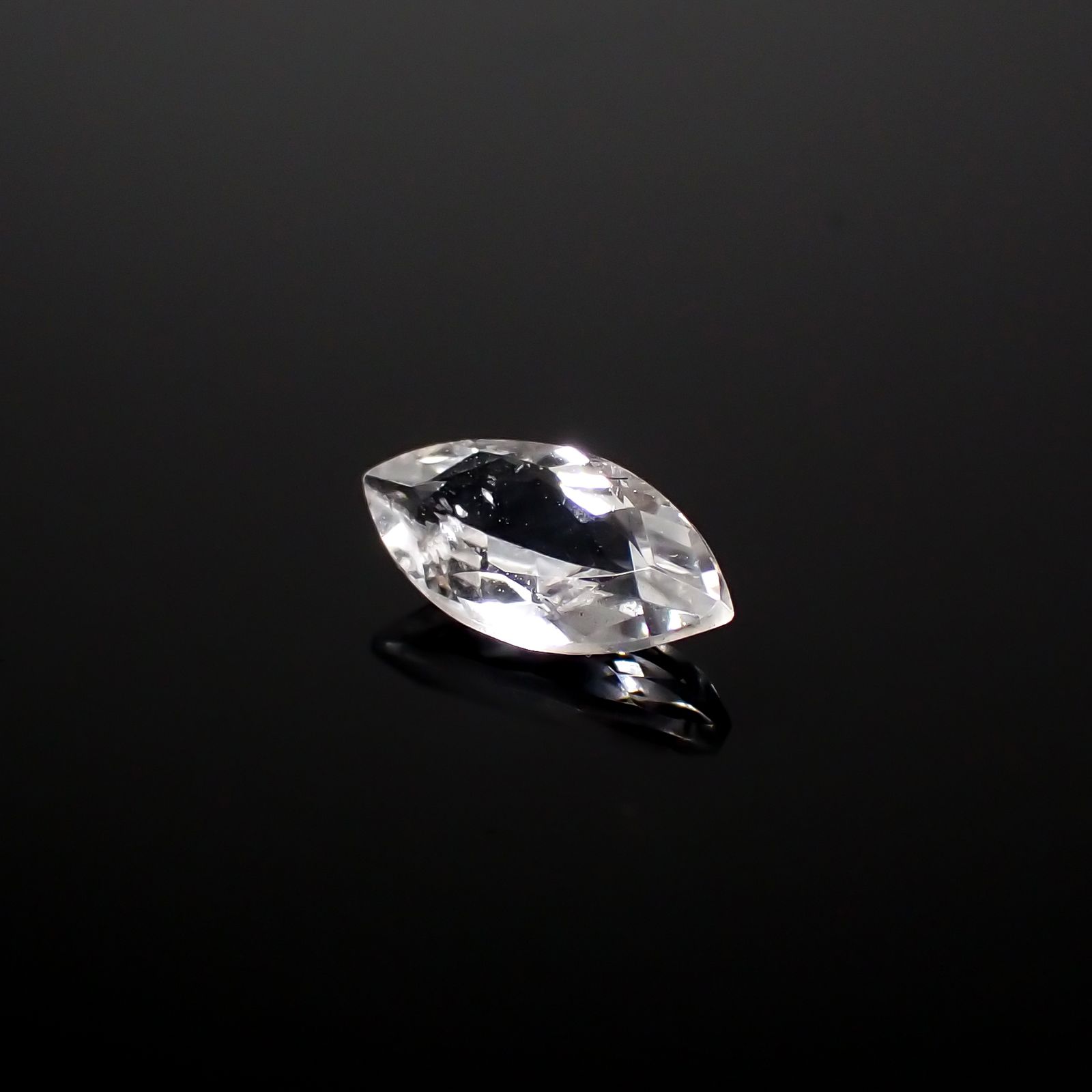 フェナカイト ブラジル産 0.54ct[240226270]8.3x4mm前後