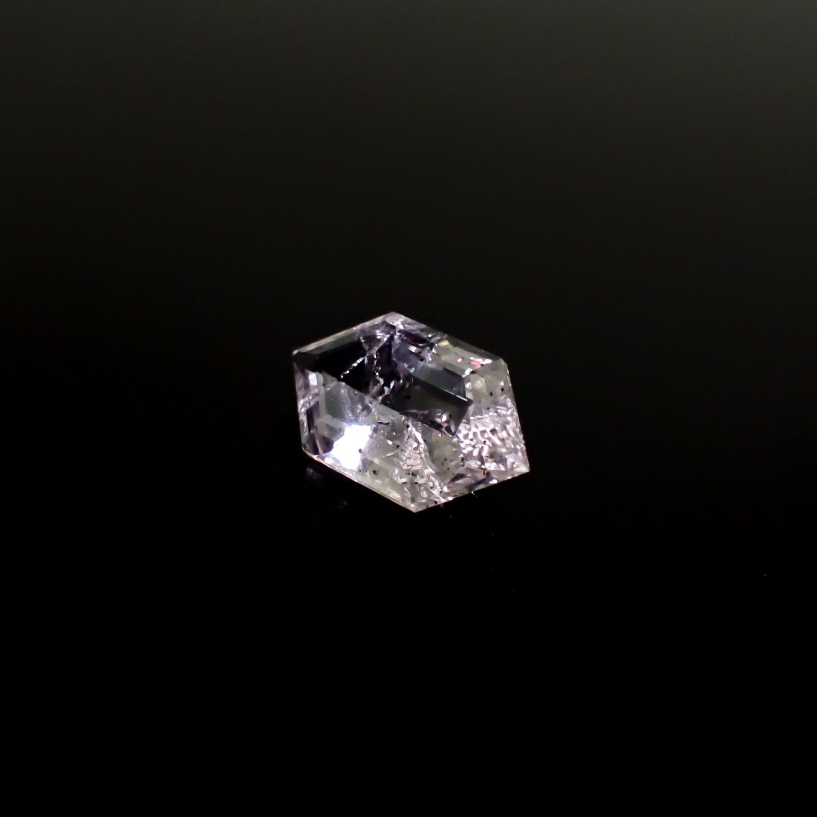 ◇カスタムカット◇ティンカーベルクォーツ ブラジル産 3.18ct[240628173]14.6x7.8mm前後
