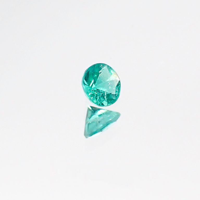 パライバトルマリン ブラジル産 ルース 0.056ct[20127241]2.5×2.5mm前後